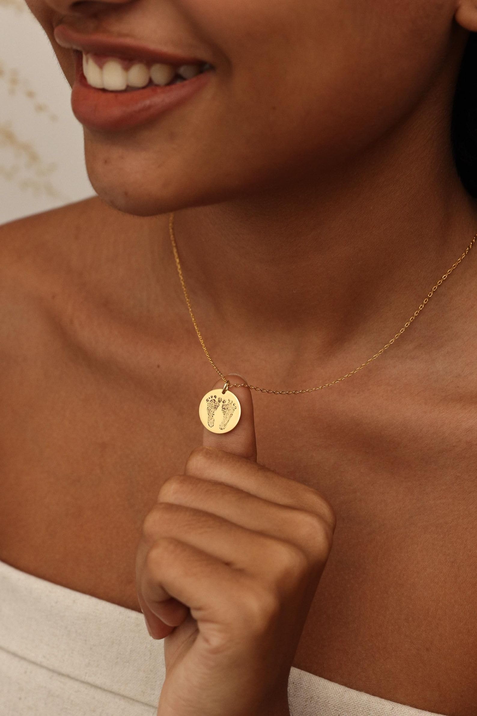A medida bebé huellas de pies Collar plata de ley 925 Huellas personalizadas Niños Colgante Guardar joyería recuerdo Para mamá Joyería sentimental Día de la Madre Personalizada