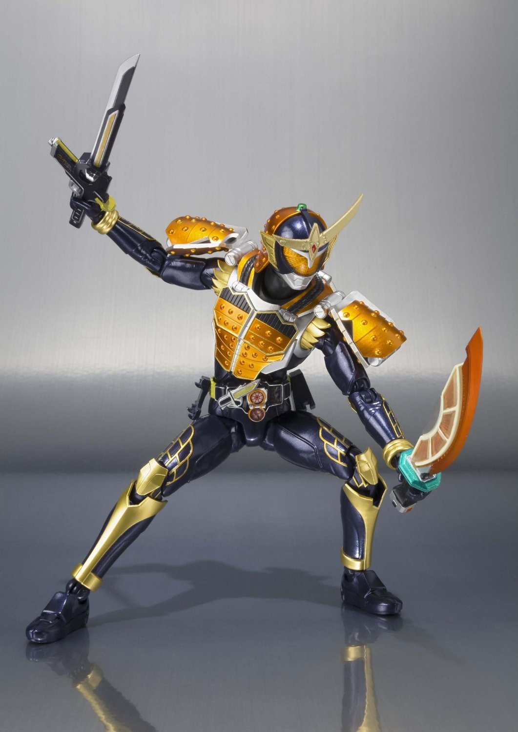 Kamen Rider Gaim Orange Arms フィギュア Amazon.com: TAMASHII NATIONS - Kamen Rider Gaim - Kamen