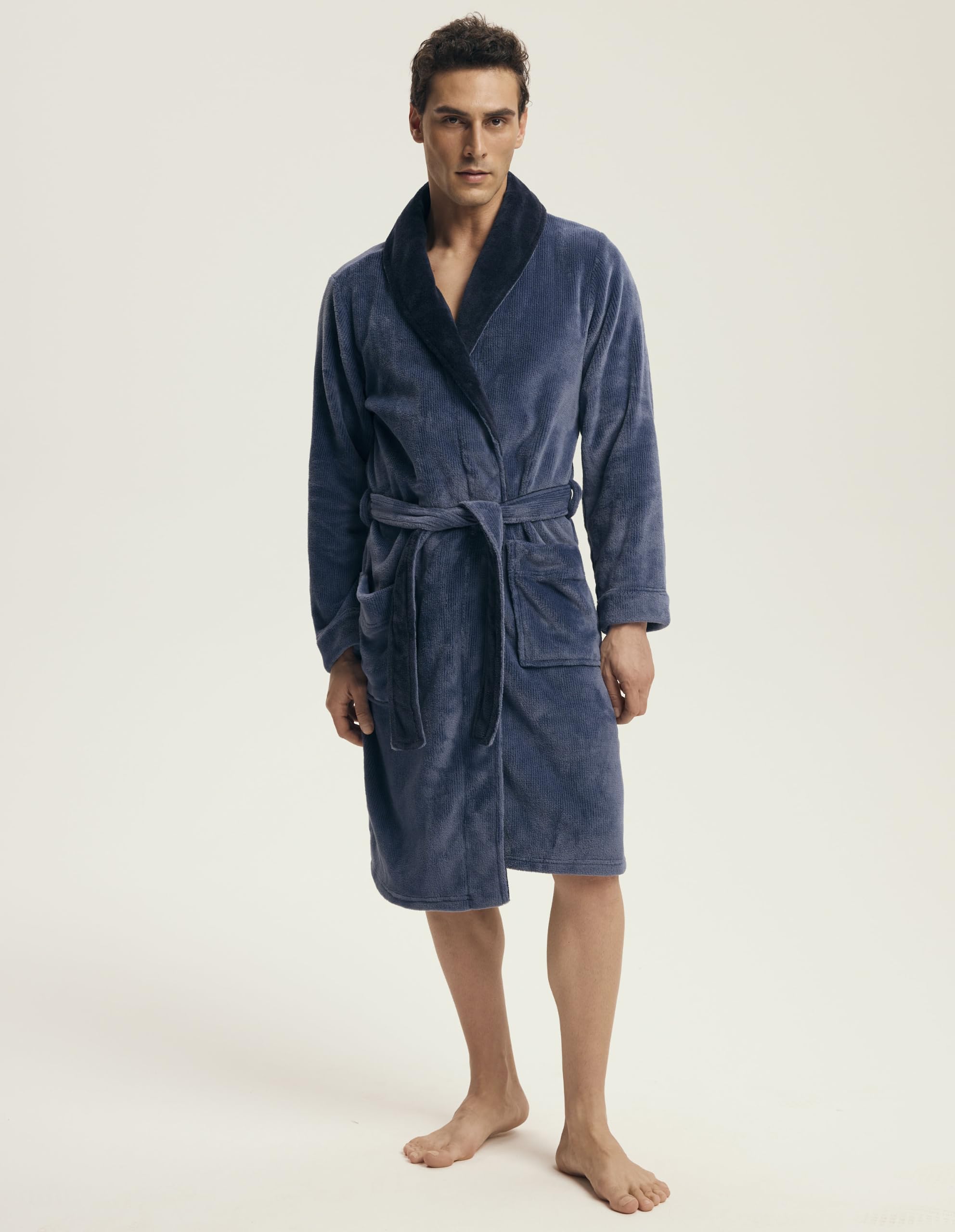 HENDERSON Men's Dressing Gown with Pockets Belt Sauna Gown Made of Microfibre Soft Warm Long Fluffy L - XXL Dark Blue