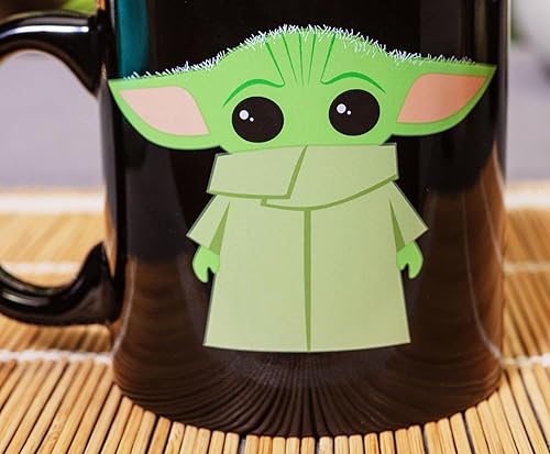 Miniatura 54 de Silver Buffalo Star Wars The Mandalorian Repeat Poses - Taza de café de cerámica estilo campista, 20 onzas Repetir Poses