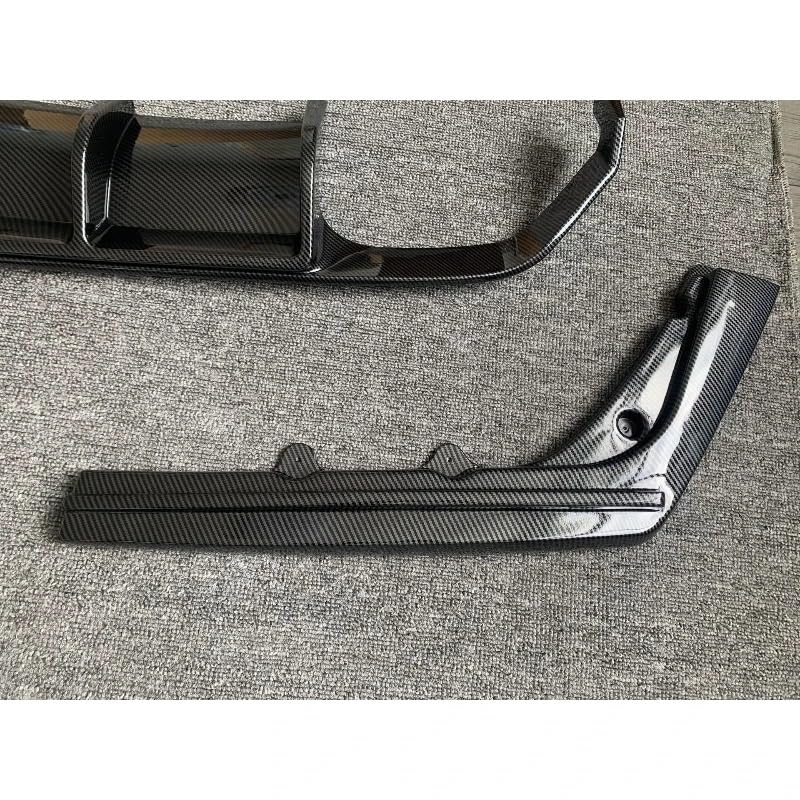 Remplacer un diffuseur pare-chocs arrière fade par ce becquet lèvre arrière carbone BMW M3 M4 - 2