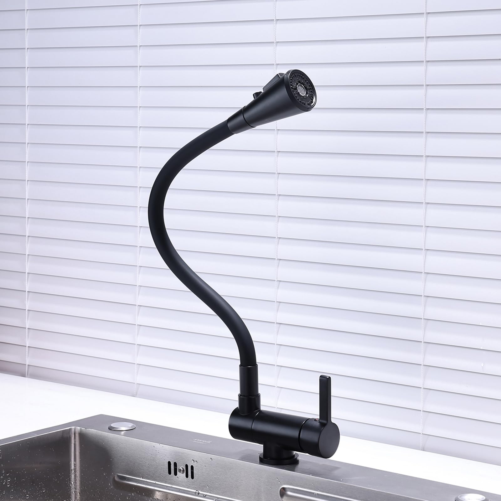 ZYCHSJXA Foldable Kitchen Tap Black Flexible Hose Mixer Taps 360 Swivel Faucet Hot and Cold Water Sink