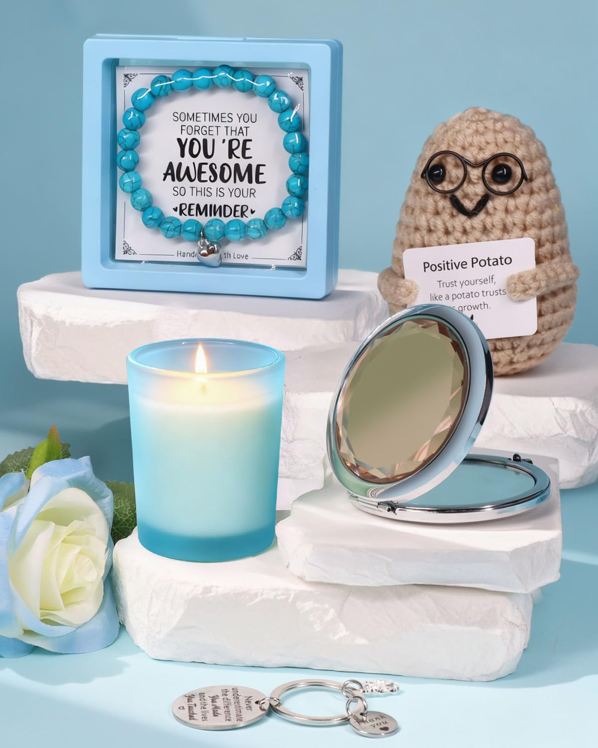 Cadeaux D'anniversaire pour Femmes, Coffret Cadeau Unique Comprenant un Gobelet, Des Chaussettes Douillettes, Miroir, Cadeaux D'anniversaire Attentionnés pour Elle, Meilleures Amies, Maman