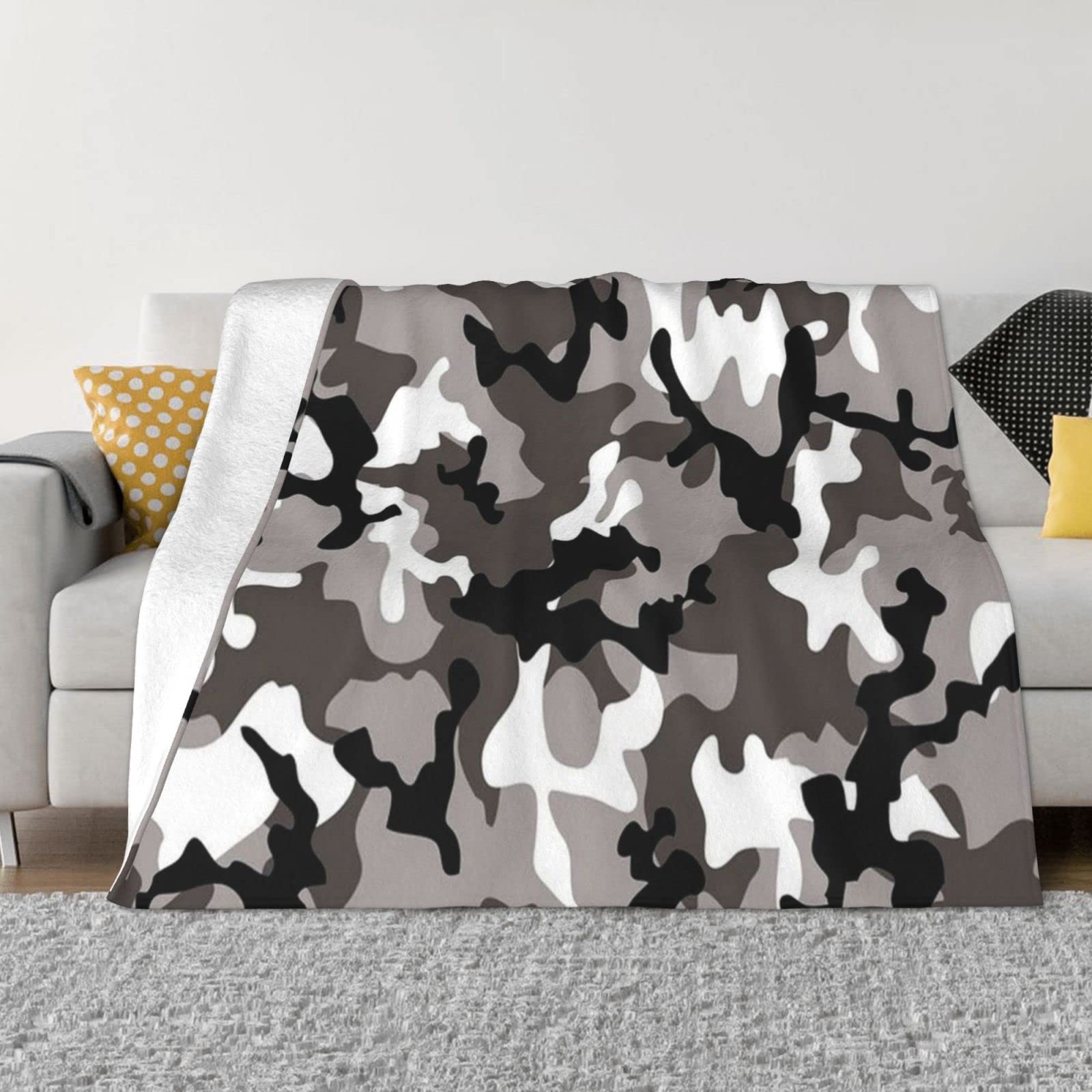 Plaid camouflage doux pour soirées cocooning - Couverture canapé et lit design moderne