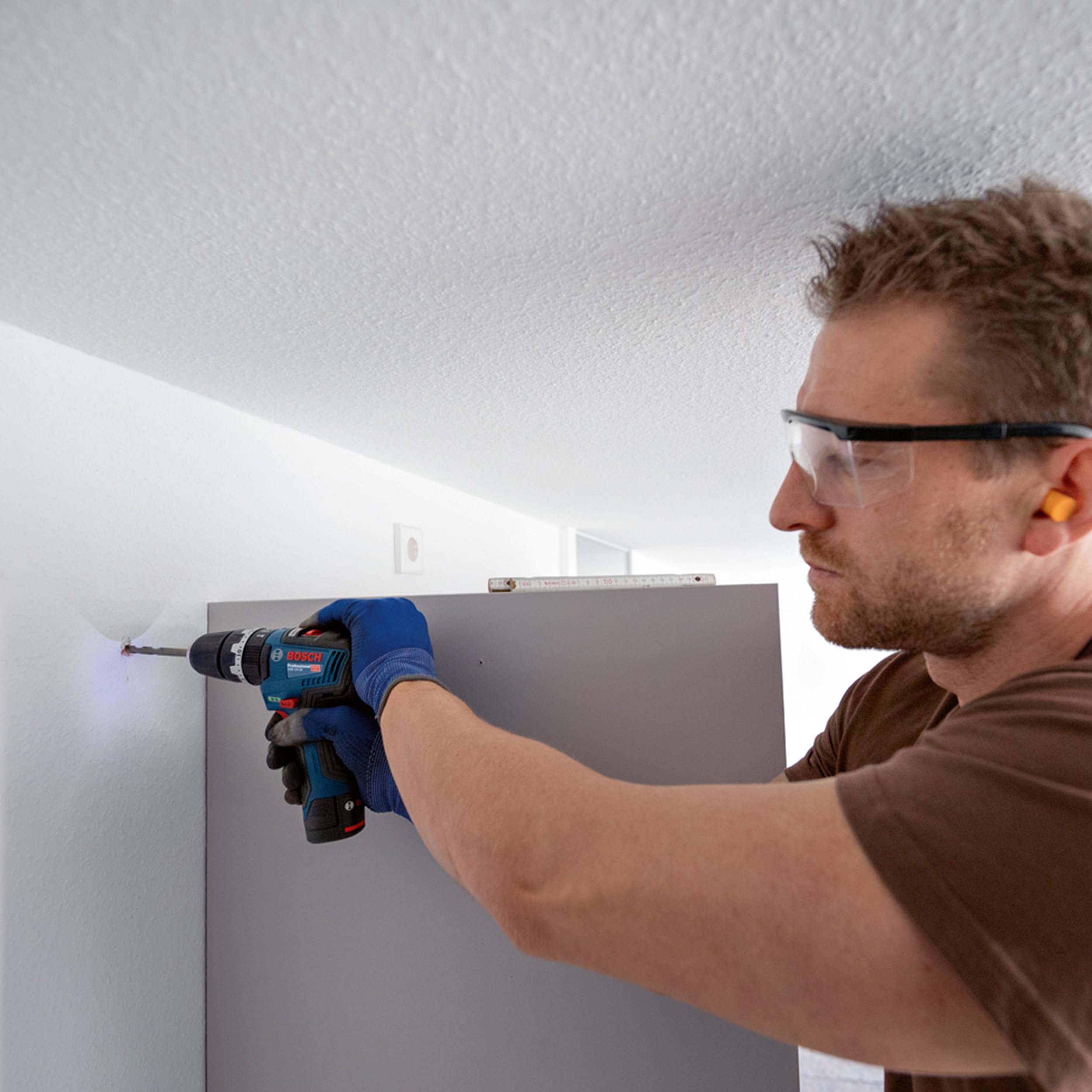 Bosch Professional 12V System Akku Schlagbohrschrauber GSB 12V-35 (Drehmoment hart/weich 20/35 Nm, inkl. 2x 3.0Ah Akku, Ladegerät GAL 12V-40, L-BOXX)