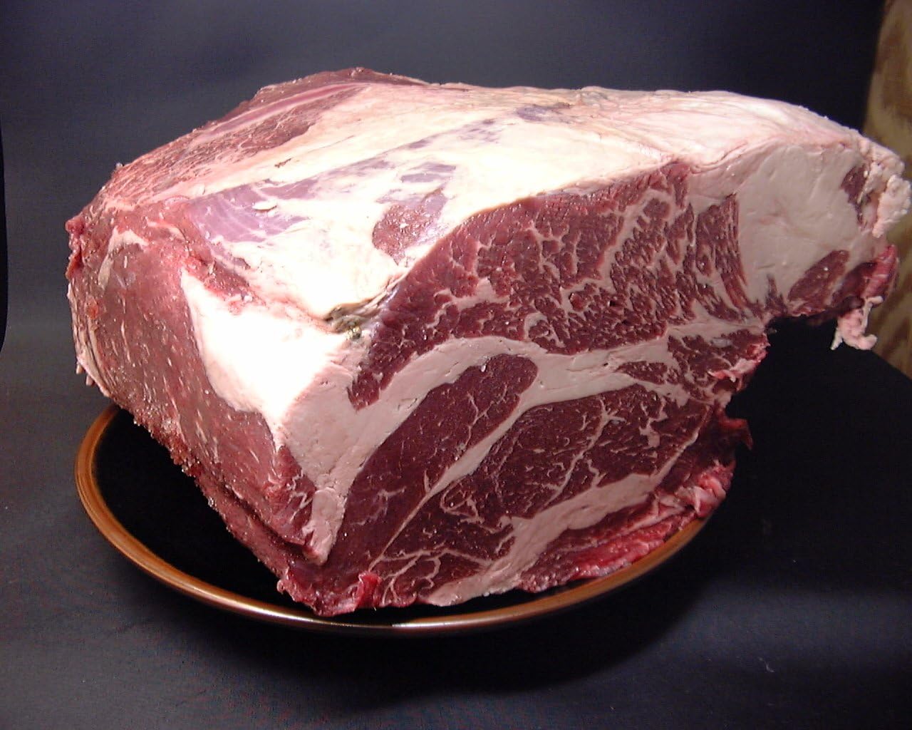 Amazon 牛肩ロースブロック 豪州産 1kg 肉問屋のうまいもん堂 牛肉 通販