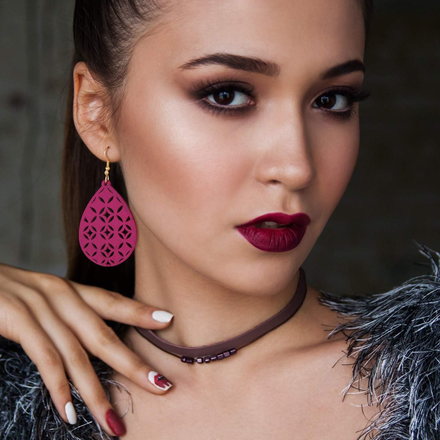 8 Pairs Women Lightweight Bohemian Earrings Wooden Teardrop Cut-Out Dangle Earrings - Image 3