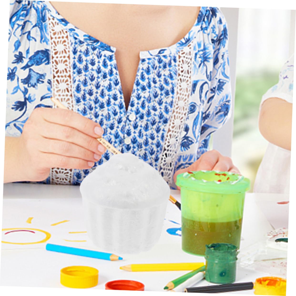 VICASKY Lot de 5 Modèles de Gâteau en Mousse Blanche Forme Cupcake pour Travaux Manuels et Accessoires D'entraînement Créatifs Faits Main