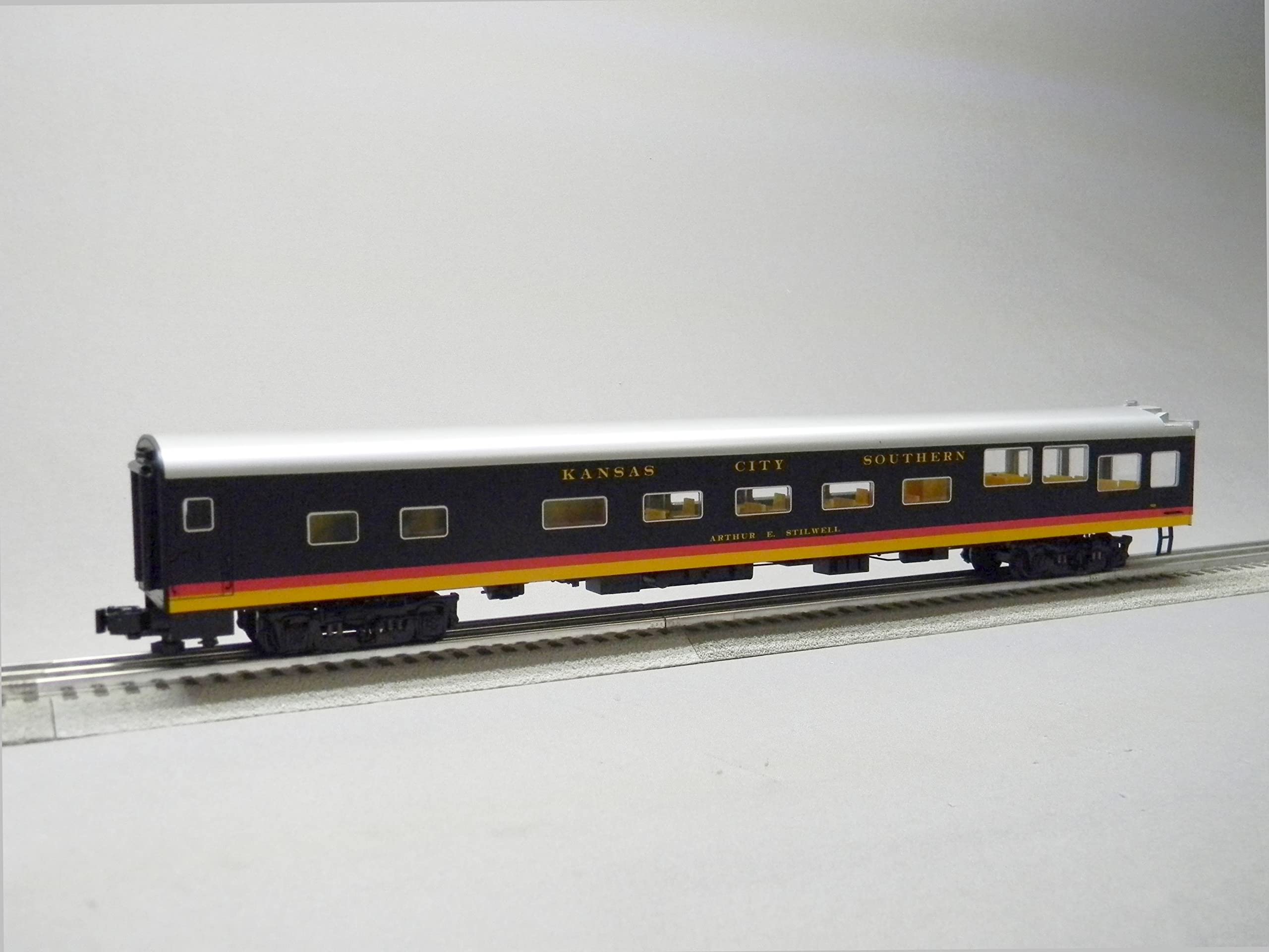 Big Dogz Designs Kansas City Southern WiFi Theater CAR O Gauge 2127050