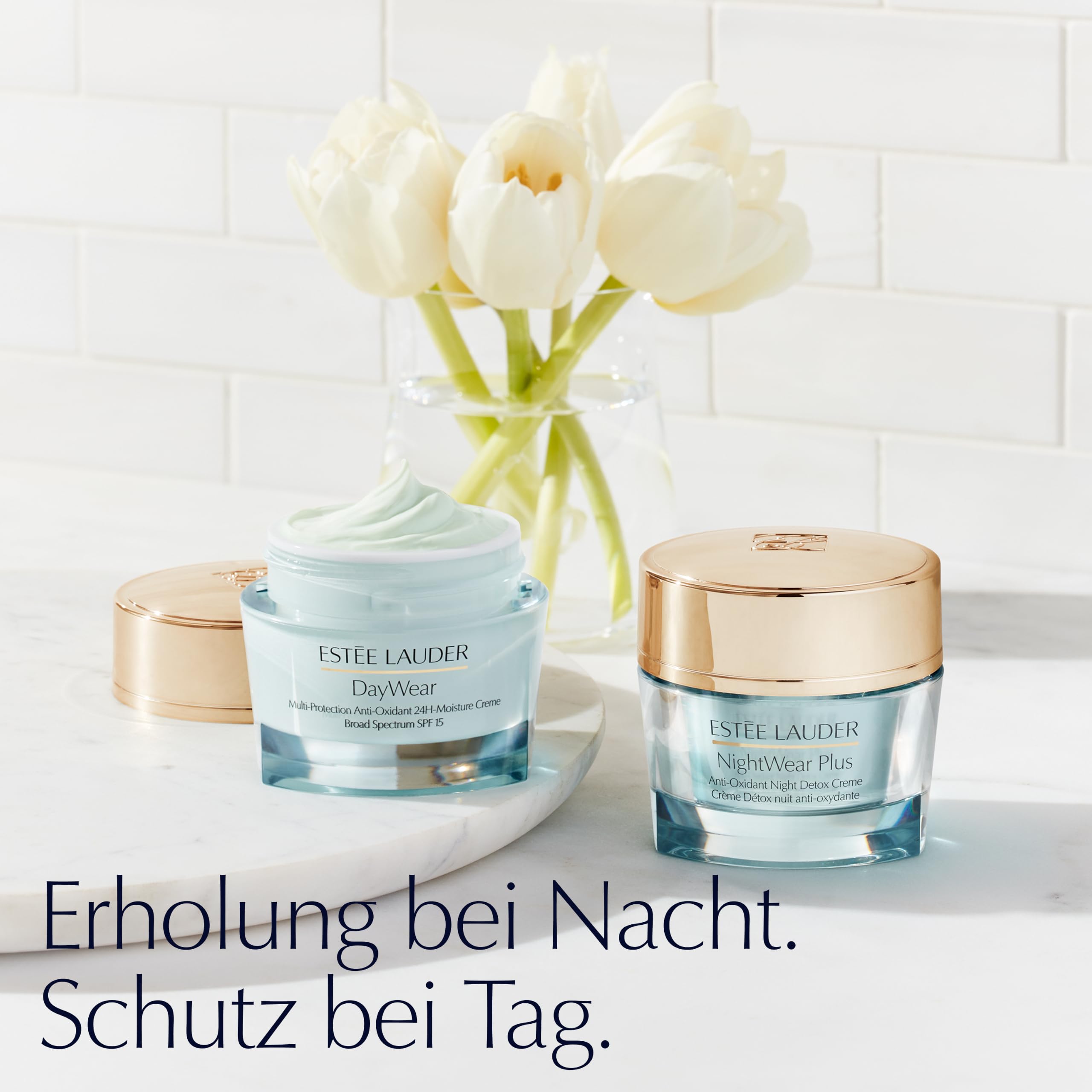 Estée Lauder DayWear Multi-Protection Anti-Oxidant 24H-Moisture Cream SPF 15 | Leichte Tagescreme mit Anti-Aging-Effekt | 24 Stunden Feuchtigkeit & Schutz vor Umwelteinflüssen, 50ml