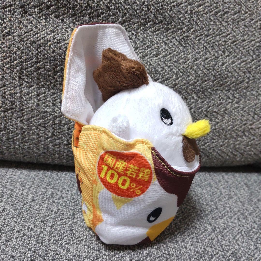 Amazon.co.jp: からあげクン チーズ味 ぬいぐるみ マスコット : おもちゃ