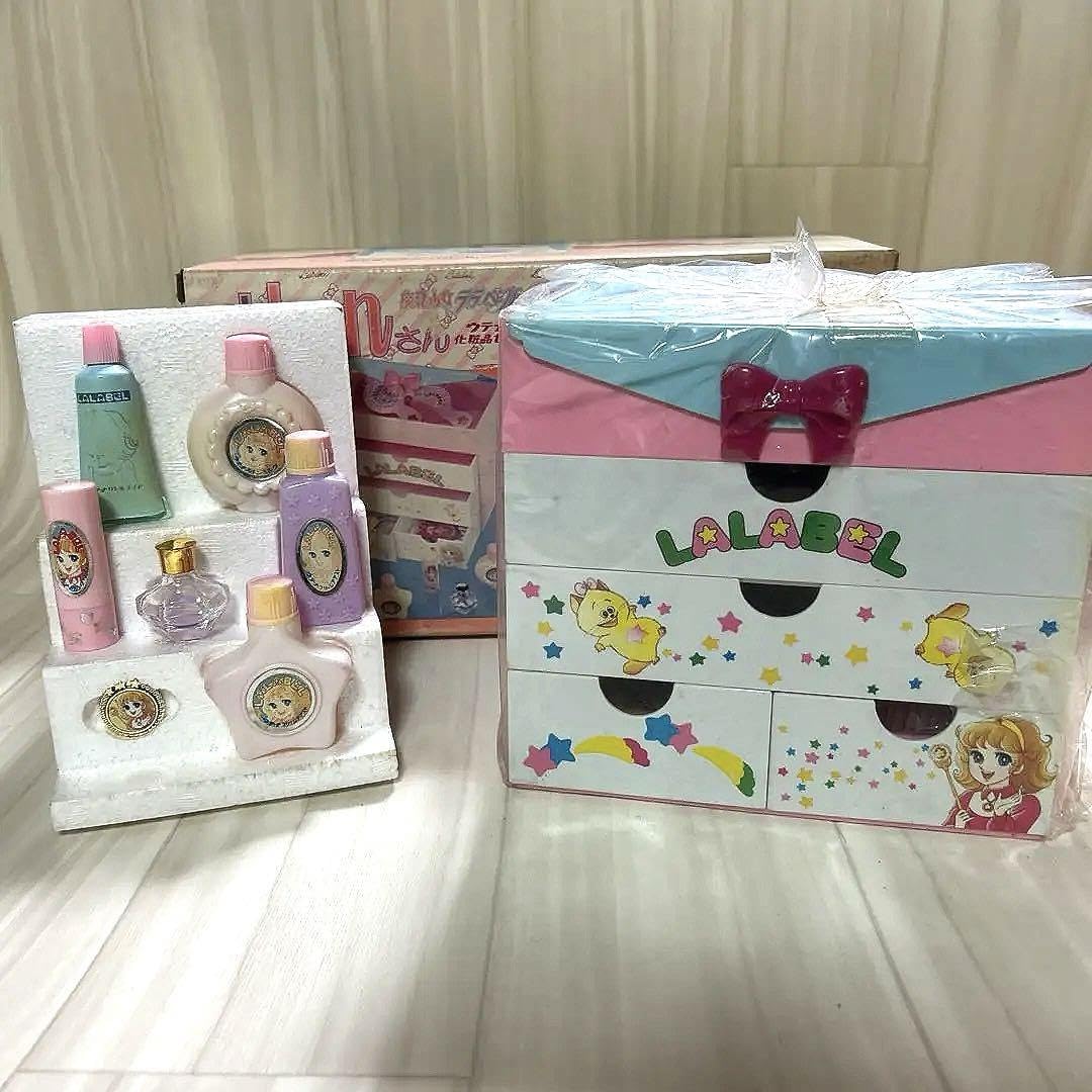 Amazon.co.jp: 魔法少女ララベル おしゃれさん ウテナ化粧品セット