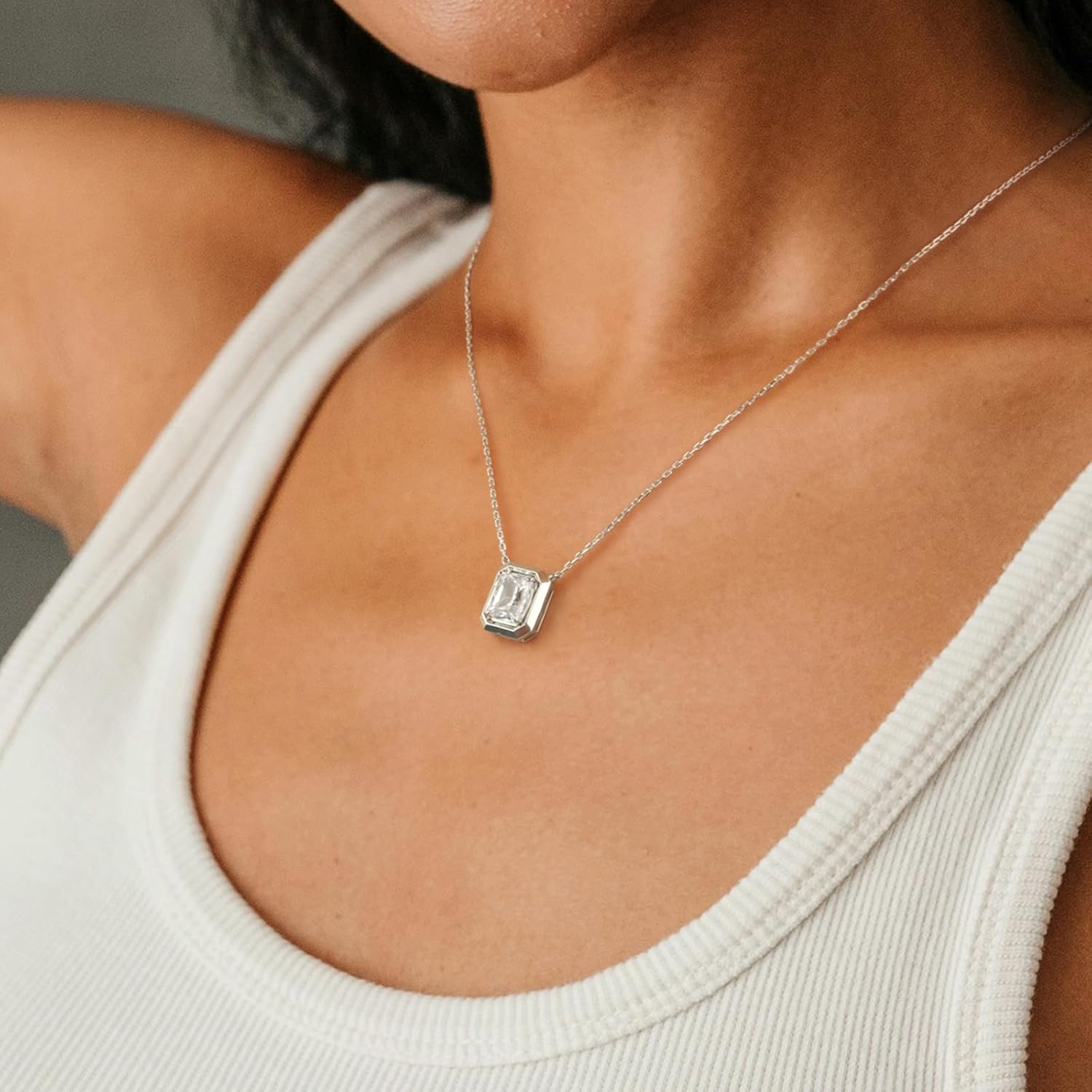 14K Gold Plated Moissanite/Emerald Necklace for Women Dainty Pendant Necklaces for Women Wife Mother Girlfriend Jewelry Gifts - Image 3