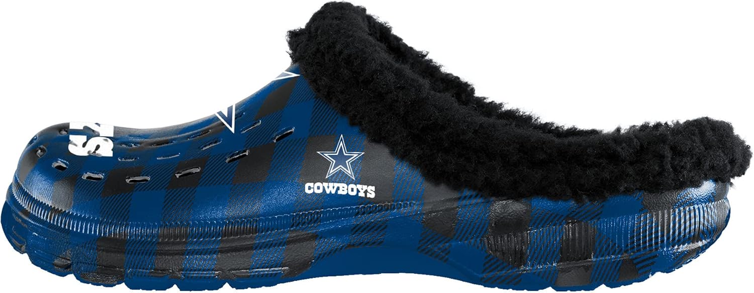 FOCO NFL Mens NFL Team Logo Sherpa Lined Buffalo Check Shoes Slipper Clogs