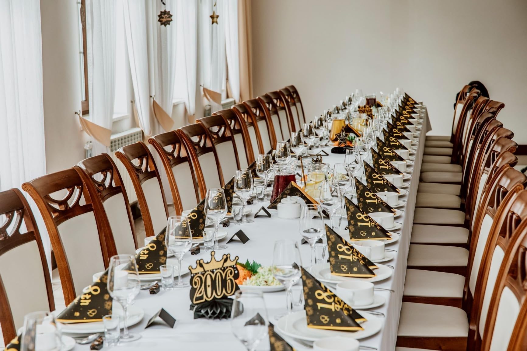 Topways Zwart goud 30e verjaardag decoraties papieren servetten, 40 stuks wegwerp papieren verjaardagsservetten tafeldecoratie voor vrouwen mannen 30e verjaardagsfeestje (verjaardag 30