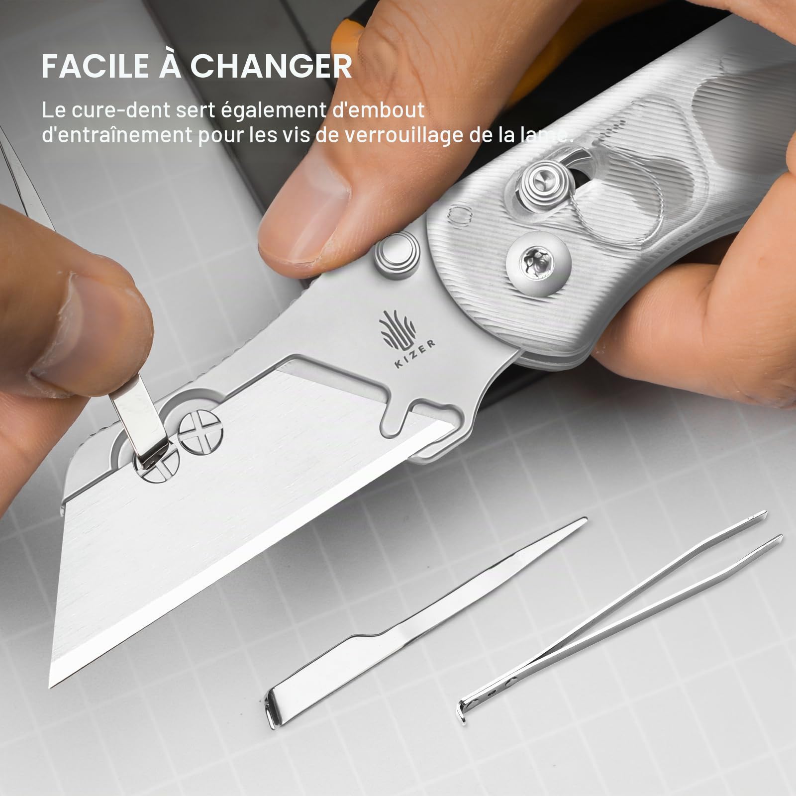 Kizer Drop Bear (Version à Double Vis) Couteau Utilitaire Pliable, Cutter à Verrouillage à Embrayage Couteau de Poche EDC avec 10 Lames de Rasoir, Couteaux de Poche avec Clip de Poche V3619JA5