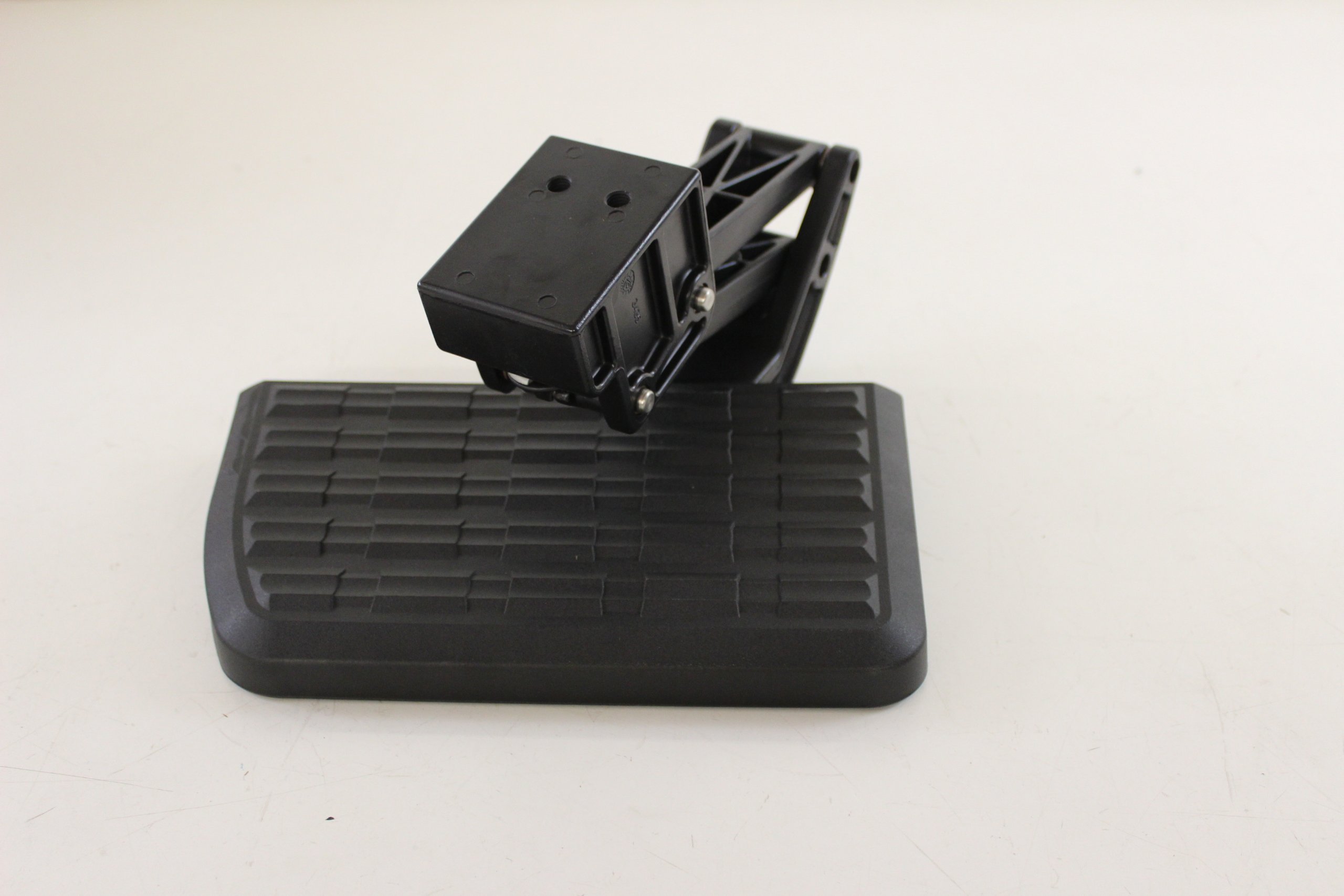 TOYOTA Genuine Accessories PT392-34090 BedStep