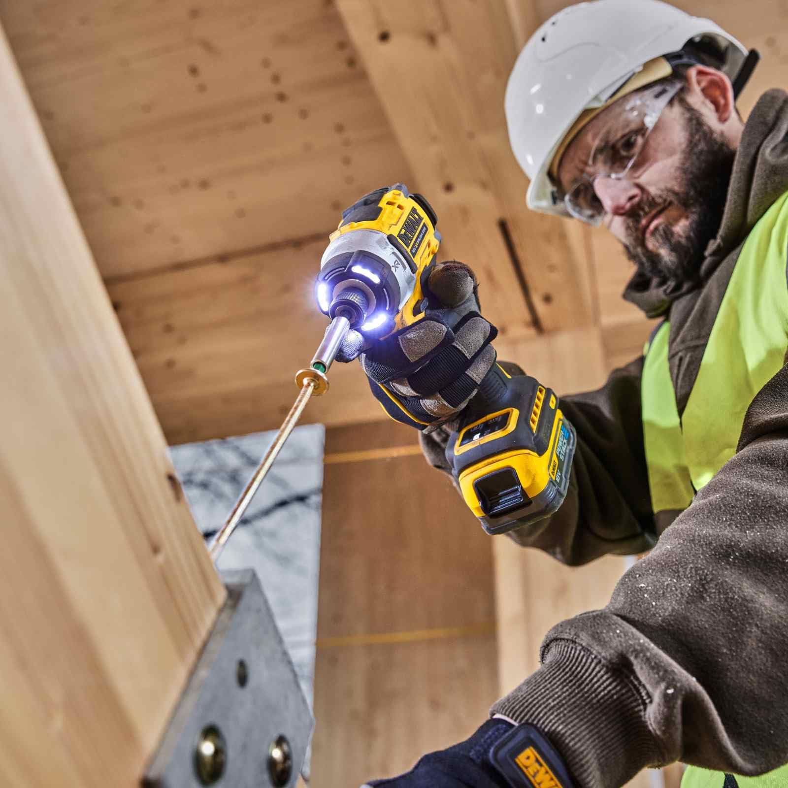 DEWALT solución dirigida a adultos para uso diario con formato versátil