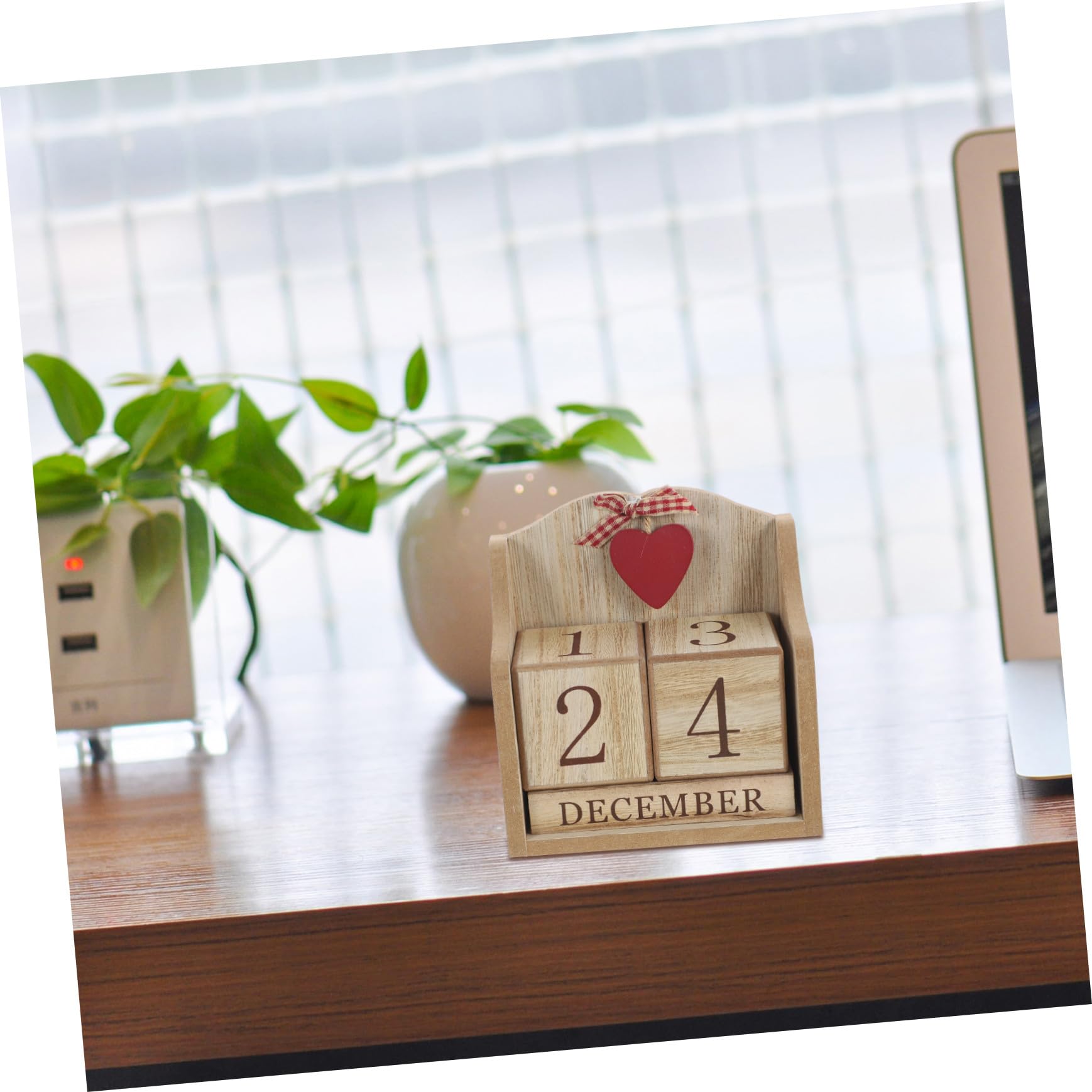 DOITOOL 4 Stück Ewiger Holzblock Tischkalender Handlicher Dauer Kalender mit Monats und Zahlenblöcken Praktischer Holzwürfel Kalender für Büro und Zuhause Kompakte Schreibtischdeko