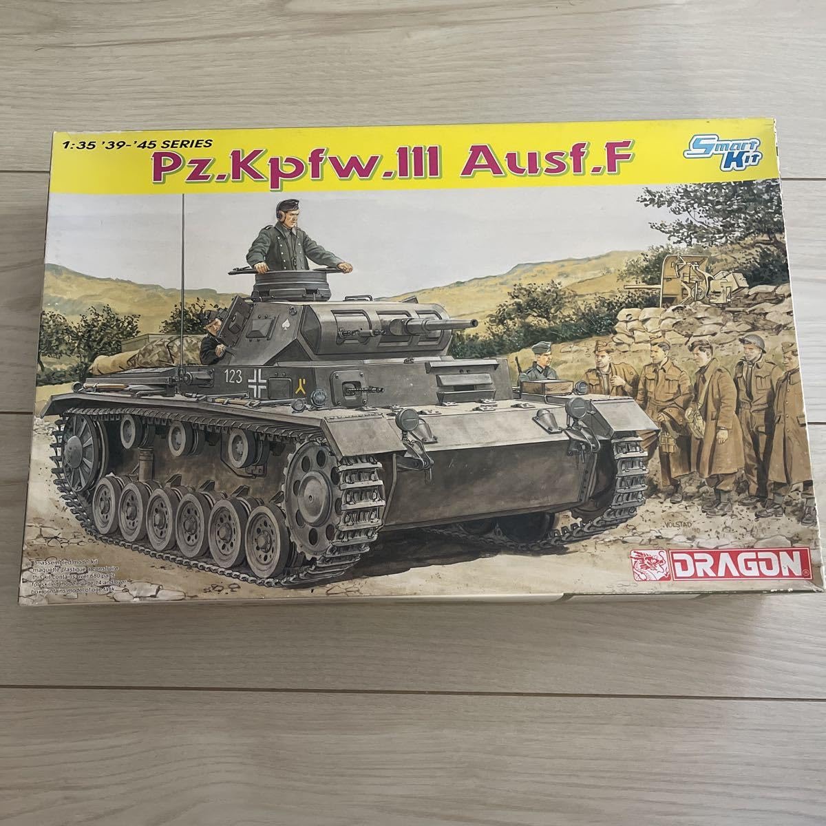 Amazon.co.jp: ドラゴン ww2 ドイツ III号 戦車 F型 1/35 6632 : おもちゃ