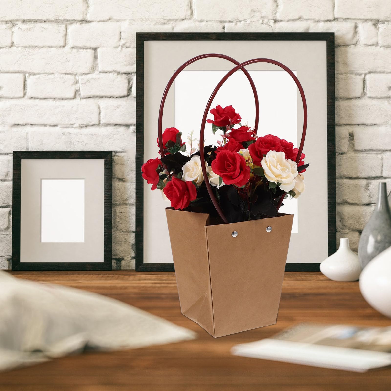 SHERCHPRY Sacchetti Regalo e Bouquet da Matrimonio in Carta Kraft con Manico e Fondo Robusto, 10 Pezzi Adatti per Incartare Regali per Confezionare Fiori Freschi e Espressioni D'amore