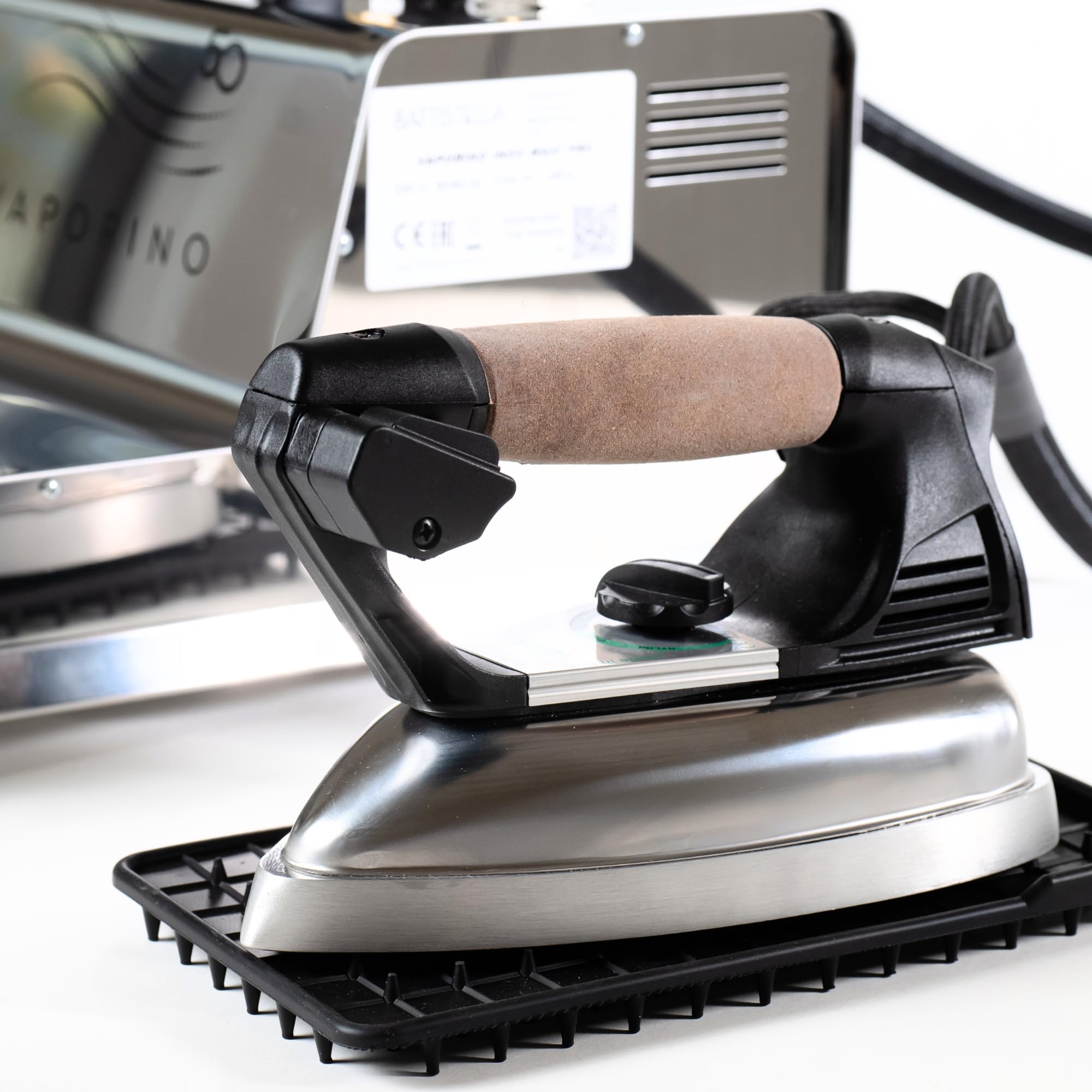 Vaporino Maxi Inox PRO Żelazko parowe z kotłem ze stali nierdzewnej o pojemności 2,3 l – Żelazko, profesjonalne Made in Italy z płytą parową i teflonową podeszwą Anti Lucido