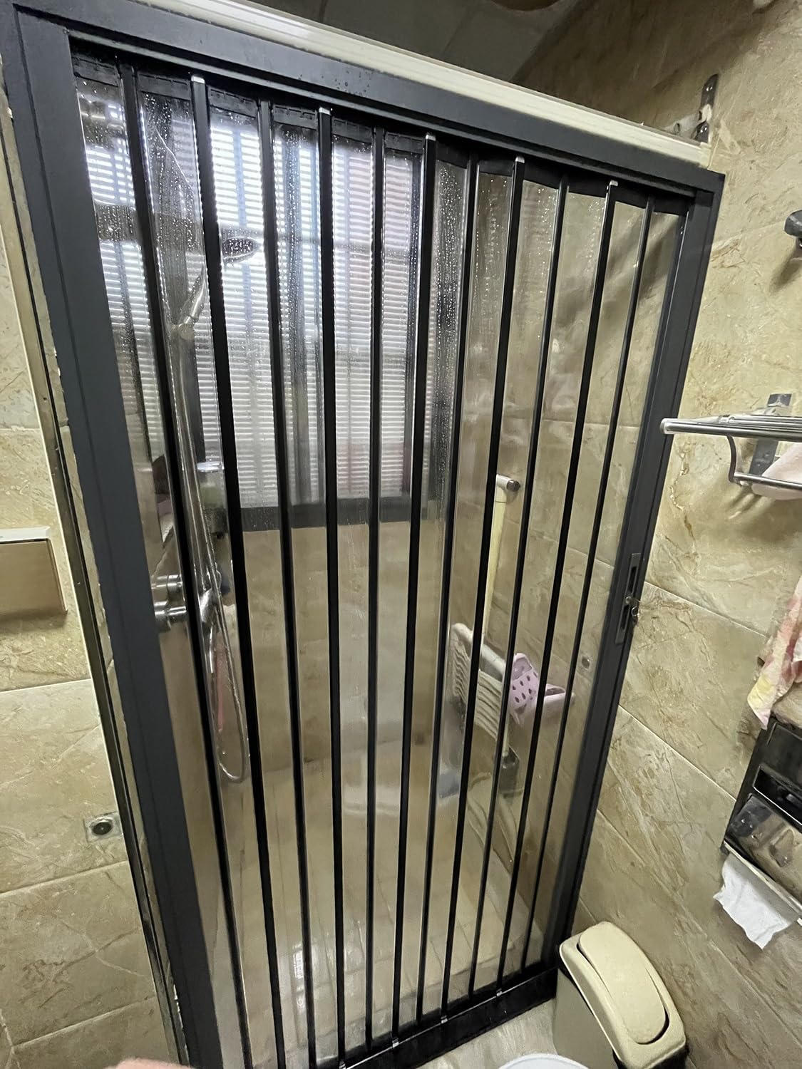 Czarny akordeon Concertina drzwi - składane przegrody do łazienki i wnętrza pokoju z przezroczystym szkłem akrylowym, żaluzja, wielowarstwowa konstrukcja, 80 x 80 x 200 cm