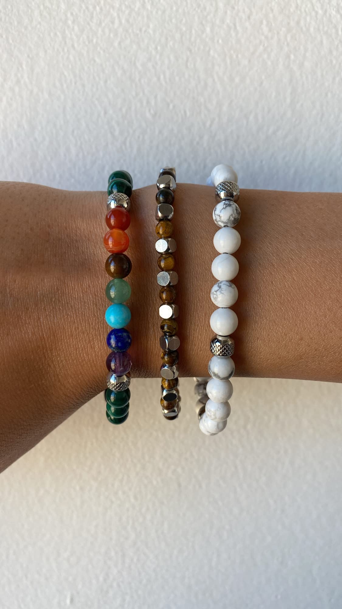 10:10 Set di 3 Bracciali in acciaio inox e pietre dure naturali, Braccialetti uomo donna perle colorate regolabili bracciali molto resistenti Made In Italy…