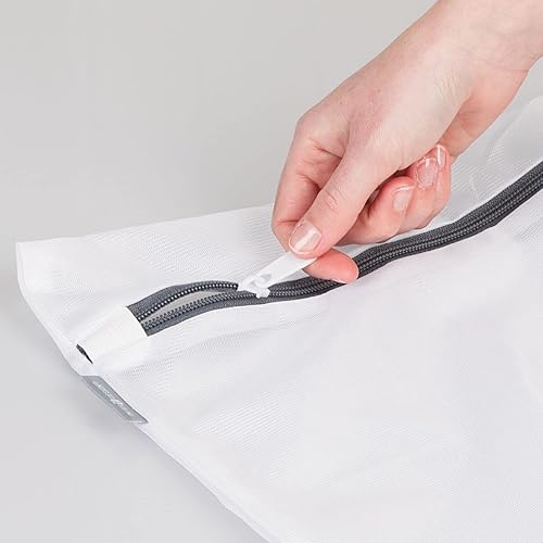 Miniatura 5 de mDesign Bolsa grande de malla para lavado de ropa, tela de tejido fino, cierre de cremallera, apta para lavadora y secadora, protege la lencería,