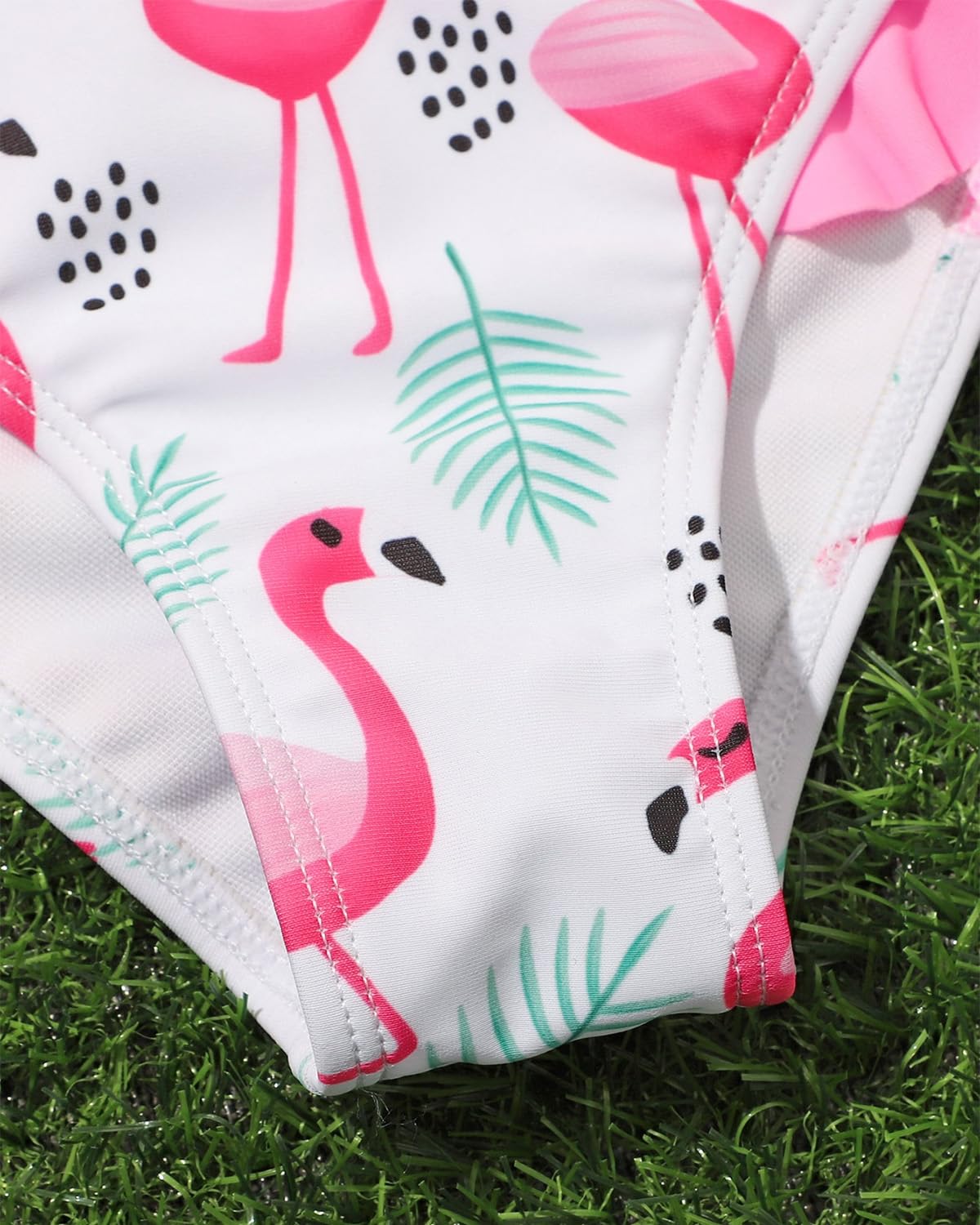 WYTbaby Traje de baño de dos piezas para niñas, traje de baño de manga larga con protector de erupción, conjunto de natación de verano para playa de 3 a 8 años