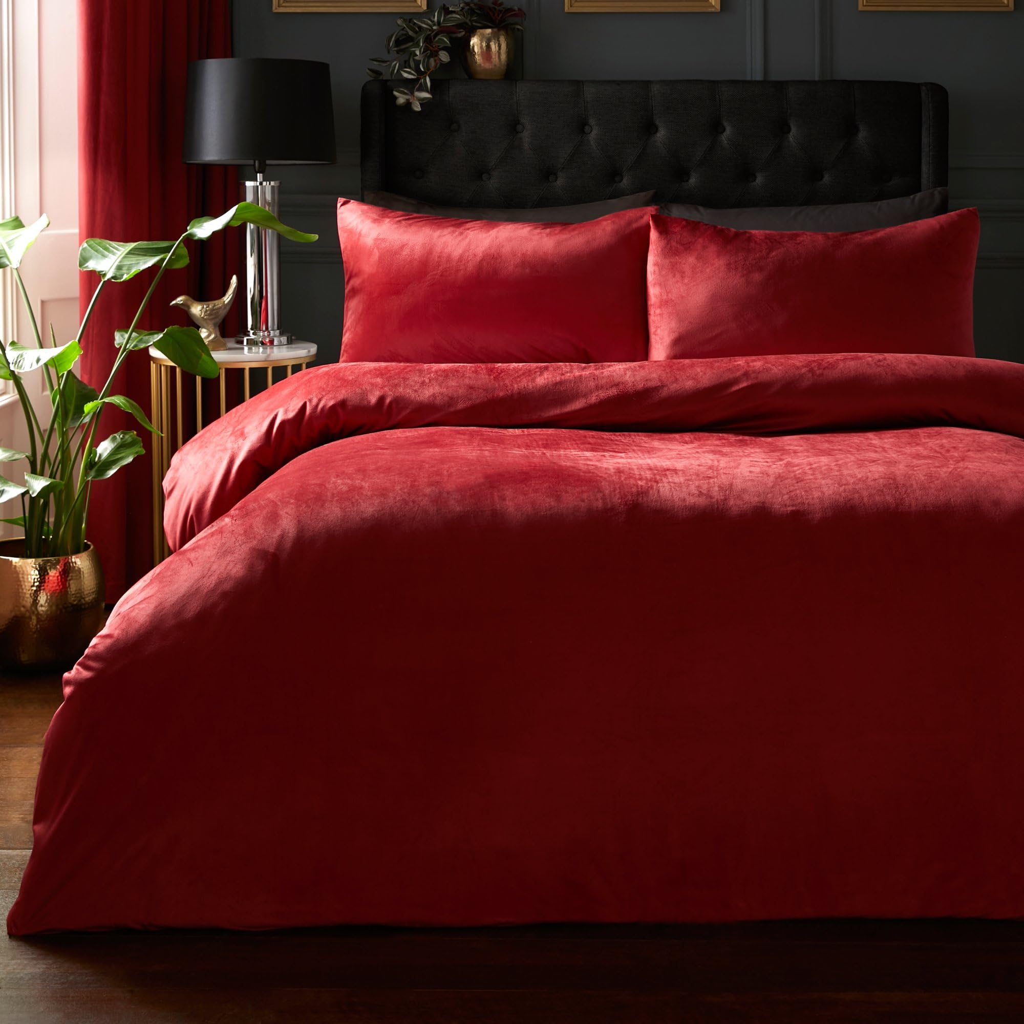 Laurence Llewelyn-Bowen Red Claret - Claret Red Velvet Duvet Cover Set - Super King Bedding (260 X 220Cm) - 2 Pillowcases - Soft Touch - Designer - Red Luxury Bedding Set - Velvet Bedding In Claret Red 220Cm