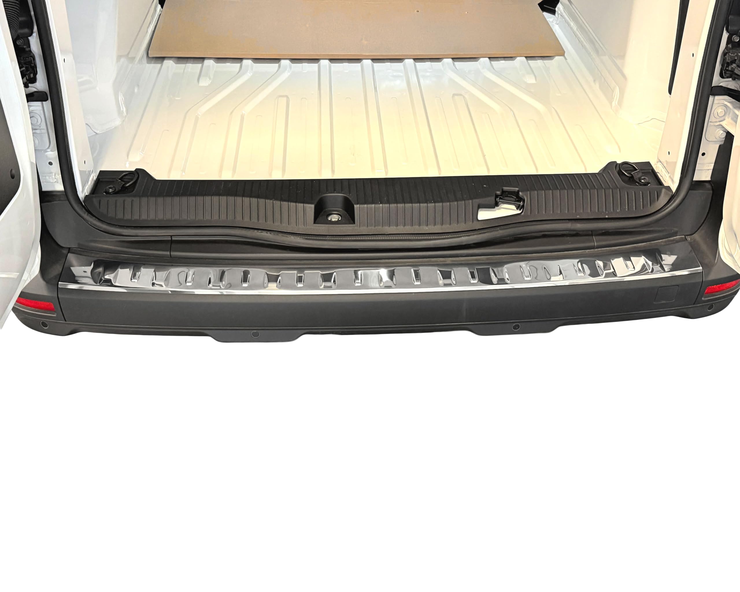 RECAMBO Protector de parachoques de acero inoxidable cromado apto para Renault Kangoo III a partir de 2021 – Protección contra arañazos, contorno perfecto, acero inoxidable, base de cinta adhesiva