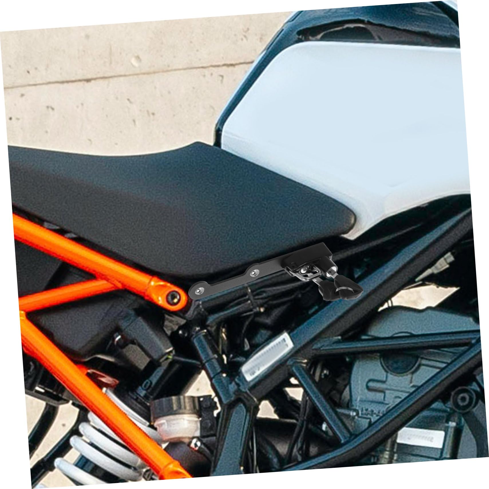 Ciieeo Antivol de Casque de Moto en Métal Noir, Sécurité Antivol pour Casque, Installation Simple, Usage pour Moto