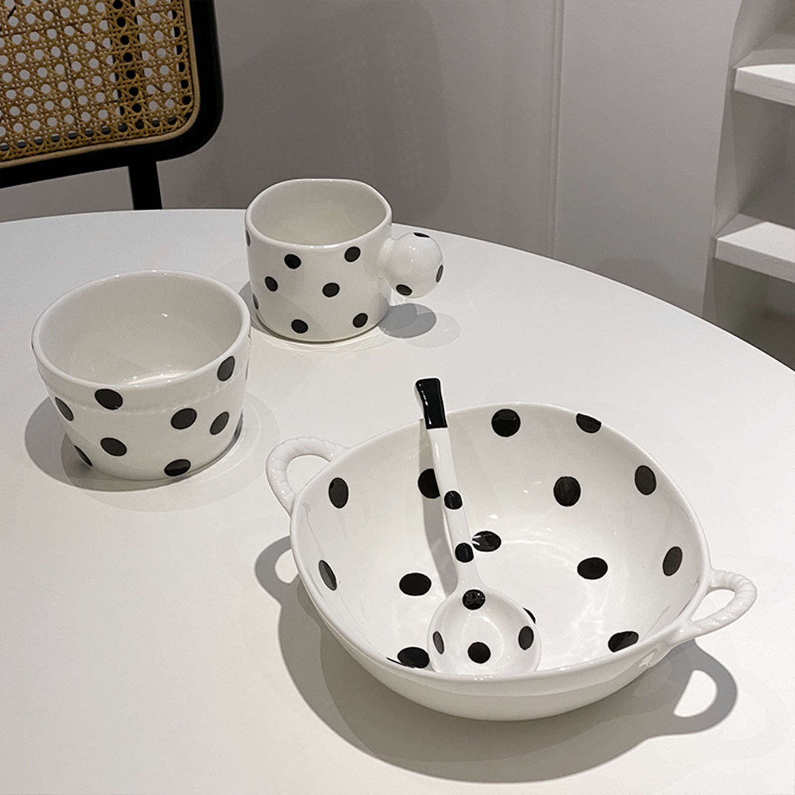 Vaisselle Bol à soupe ramen en céramique, tasse à soupe, / bol en céramique, bol à ramen avec cuillère, grands bols pho, bol à soupe allant au micro-ondes, bol à nouilles Udon-taches noires-23x18x6.5c
