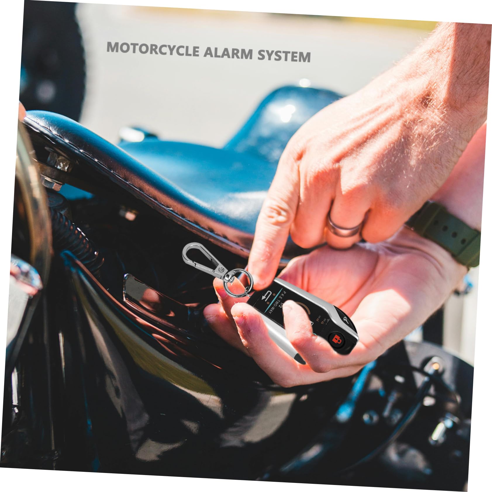 Kit Antifurto per Motociclette Blocco Automatico e Sblocco, Telecomando in Plastica con Funzione di Accensione e Spegnimento a Distanza