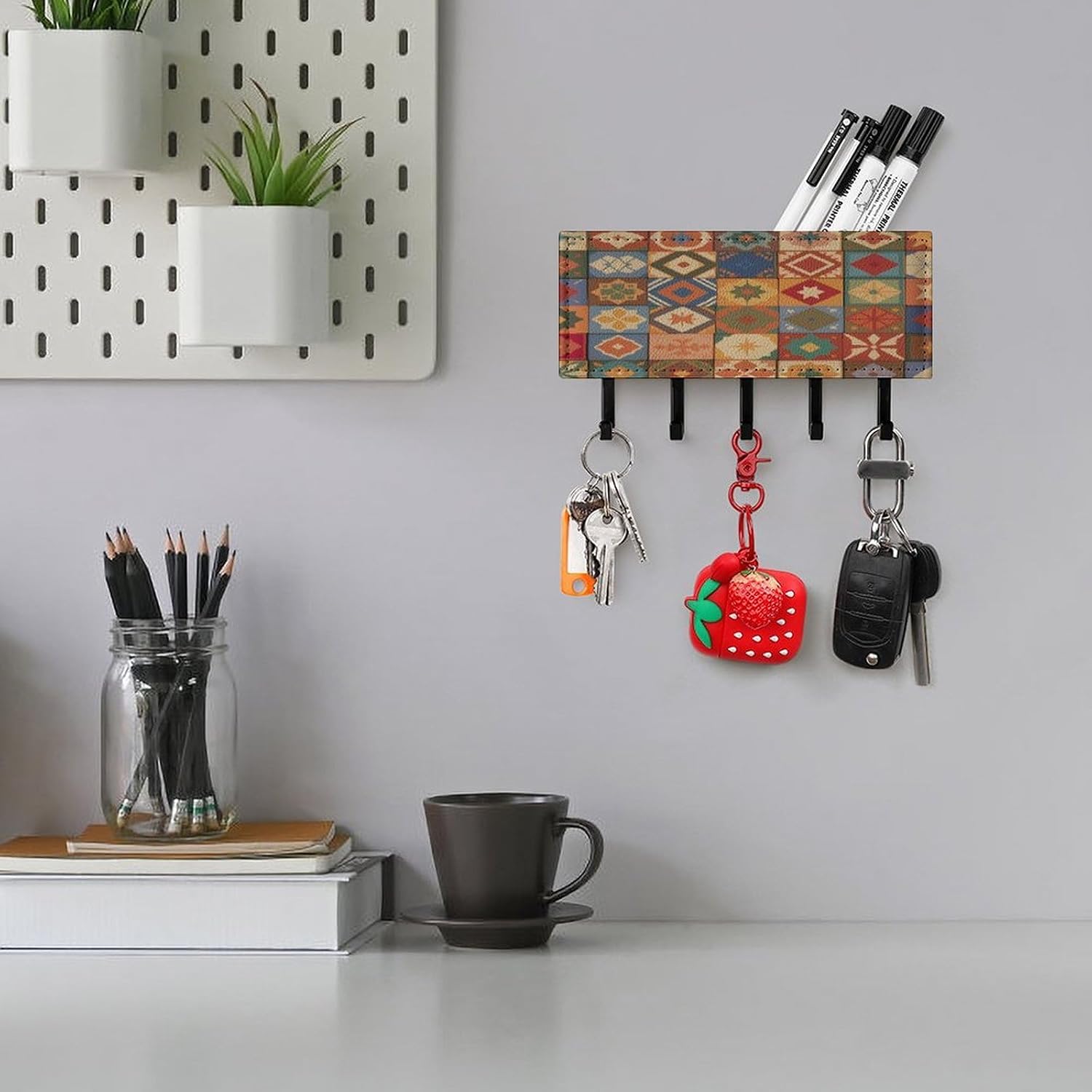 Key Holder Wall Mount Key Hanger with 5 Hooks, Decorative Key Rack | Group of Moroccan Geometric Hanging Key Hooks with Mail Organizer for Wall Living Room Kitchen Bathroom Hallway