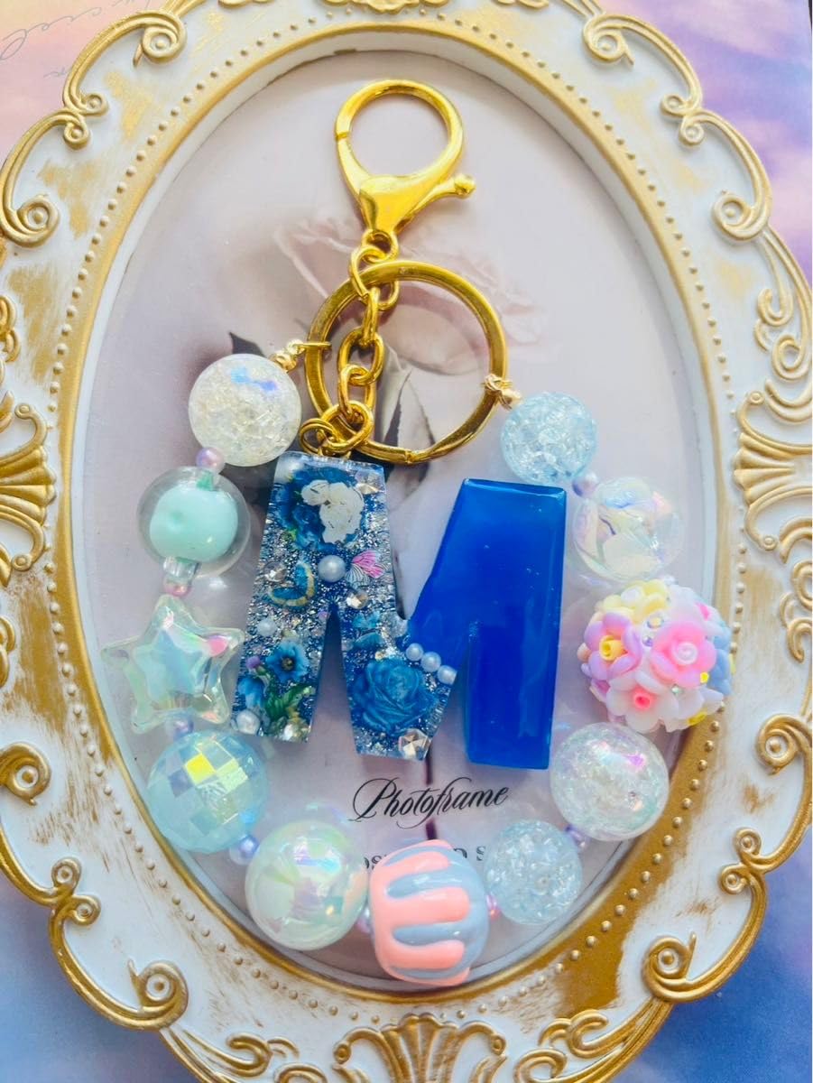 お花のイニシャルキーホルダー♪ Amazon.co.jp: イニシャルキーホルダー フラワー お花 アクリル