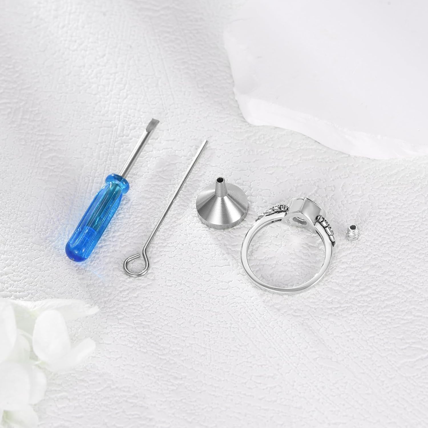 Urn Ring Sterling Silver Heart Urn Rings Pet Human Ashes Jewelry Memorial Gifts for Women Men - Image 3