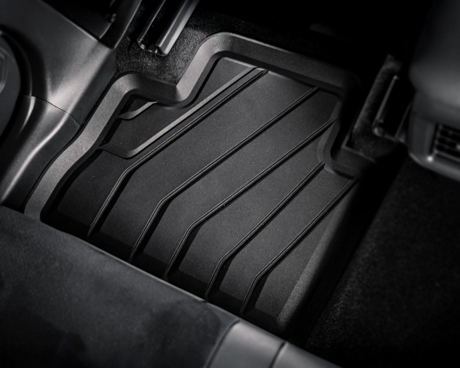 IMJ-Global Tappetini Auto Gomma SpartLINE su Misura Compatibili con Cupra Formentor dal 2025 in poi post-facelift, Set Completo di Tappeti Auto per Migliorare Look e Sportività