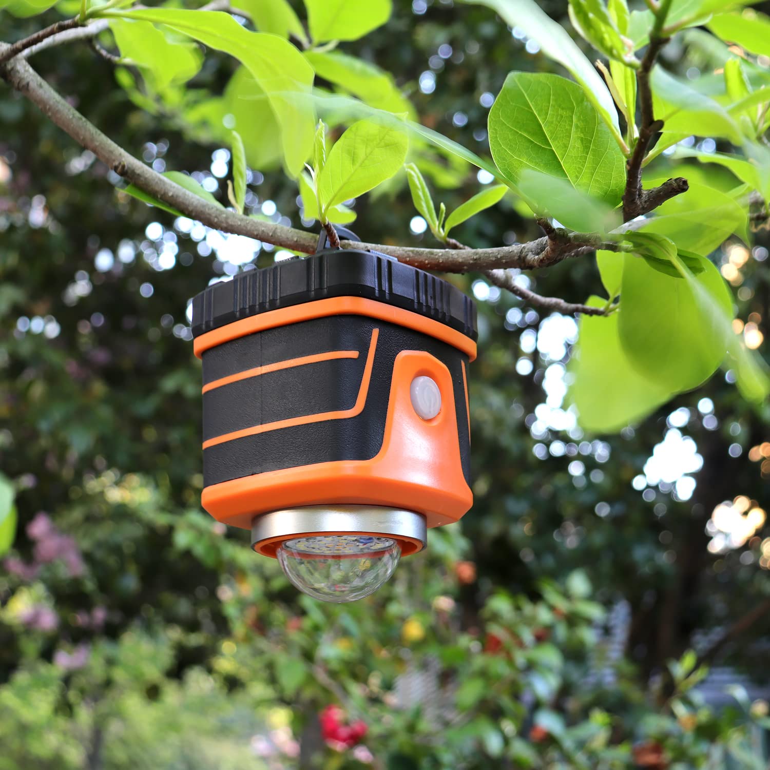 Lámpara LED de camping superbrillante de 1500 lúmenes, 4 modos de luz, reflector regulable, lámpara de emergencia alimentada por baterías, adecuada para excursiones nocturnas, tienda de campaña