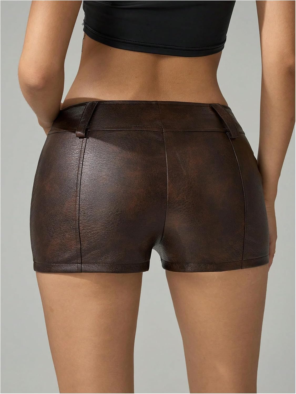 Floerns Women's Y2k Mini Shorts Zip Up Low Waist PU Leather Music Festival Hot Pants - Image 3