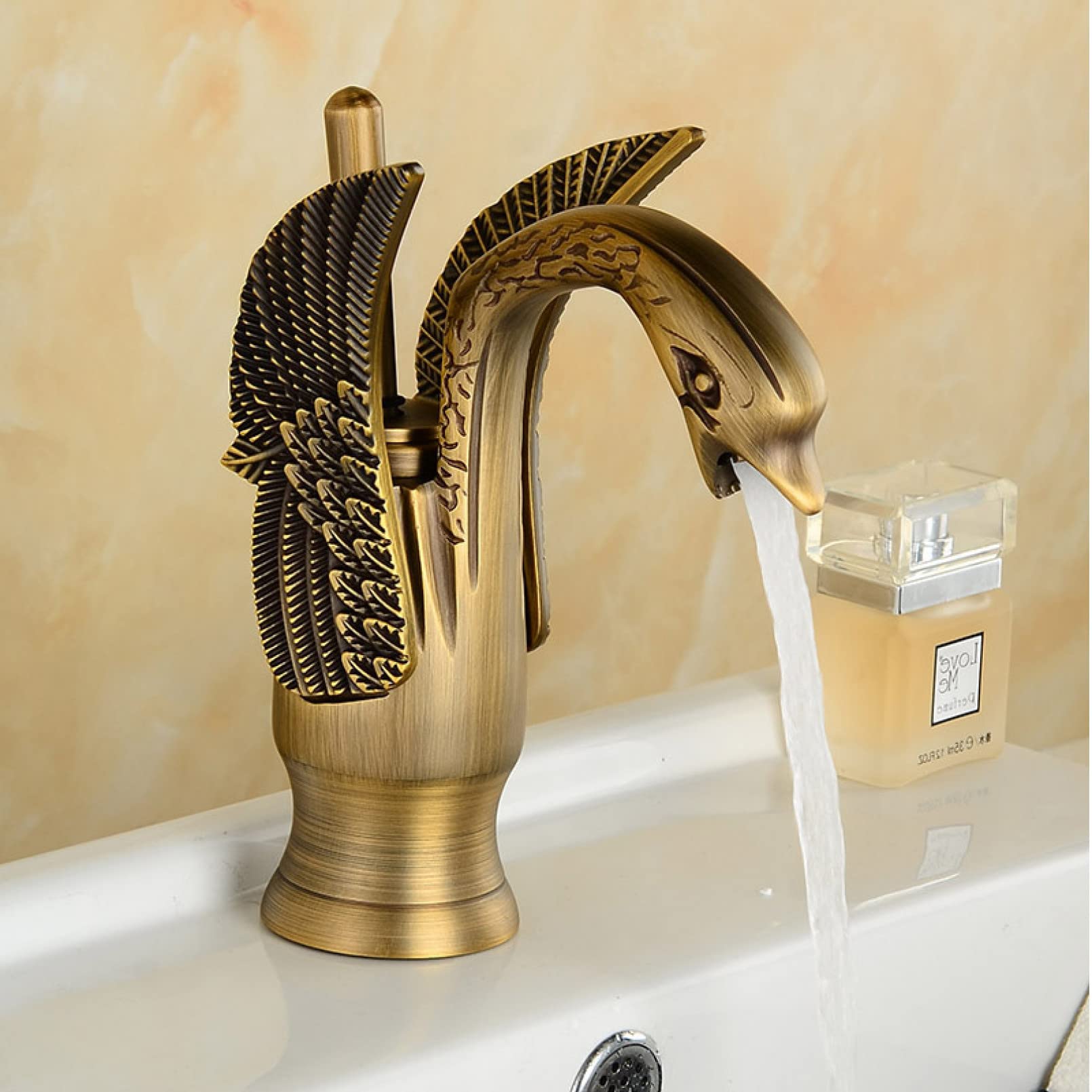 Robinet mitigeur pour évier de cuisine avec raccordement eau chaude et froide fini chrome