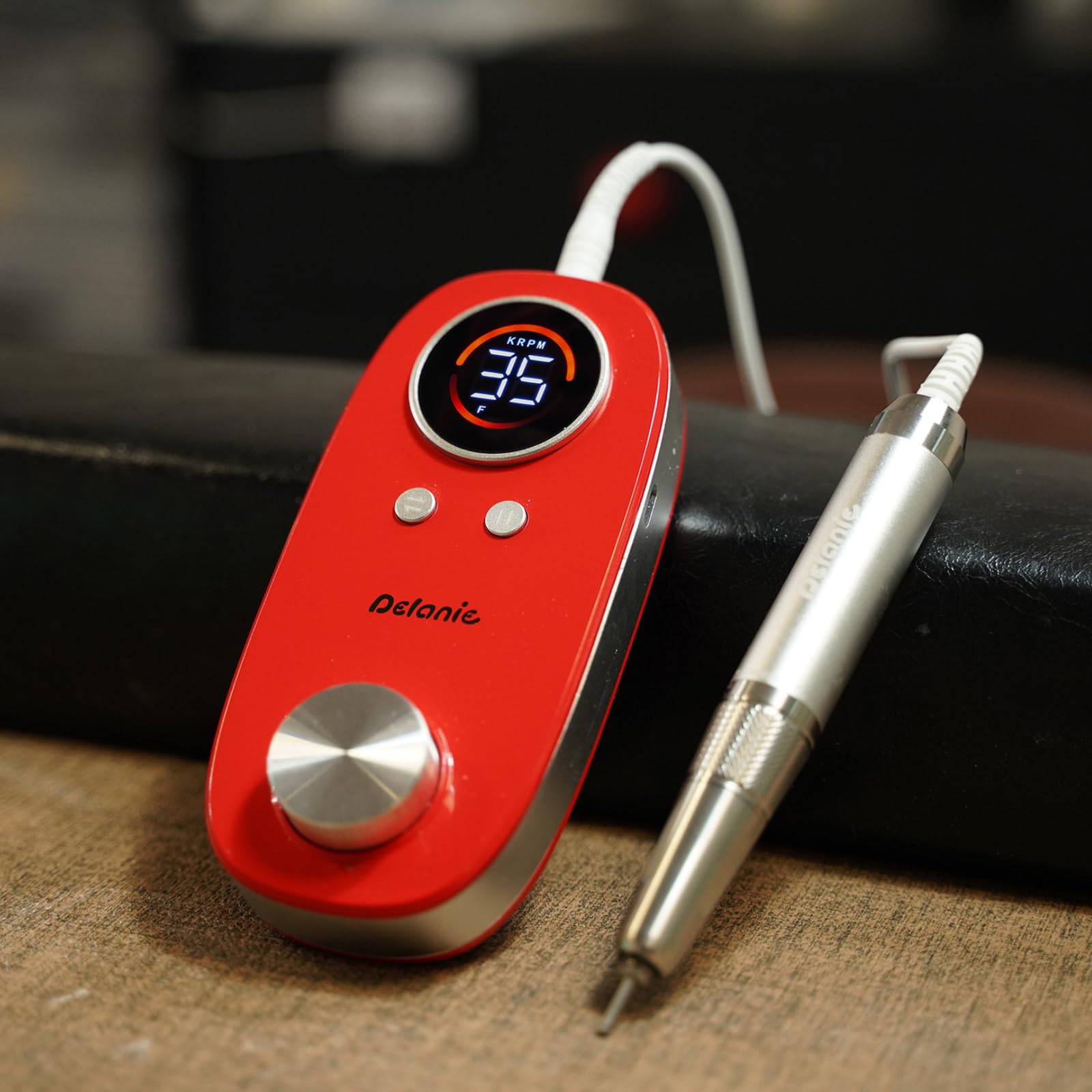 Delanie elektrische Nagelfräser für Gelnägel 35000 U/min, wiederaufladbar Fräser für Nägel mit 5000 mAh Akku, tragbarer Nagelfräser professionell mit kernlosem Motor für Maniküre und Pediküre, rot