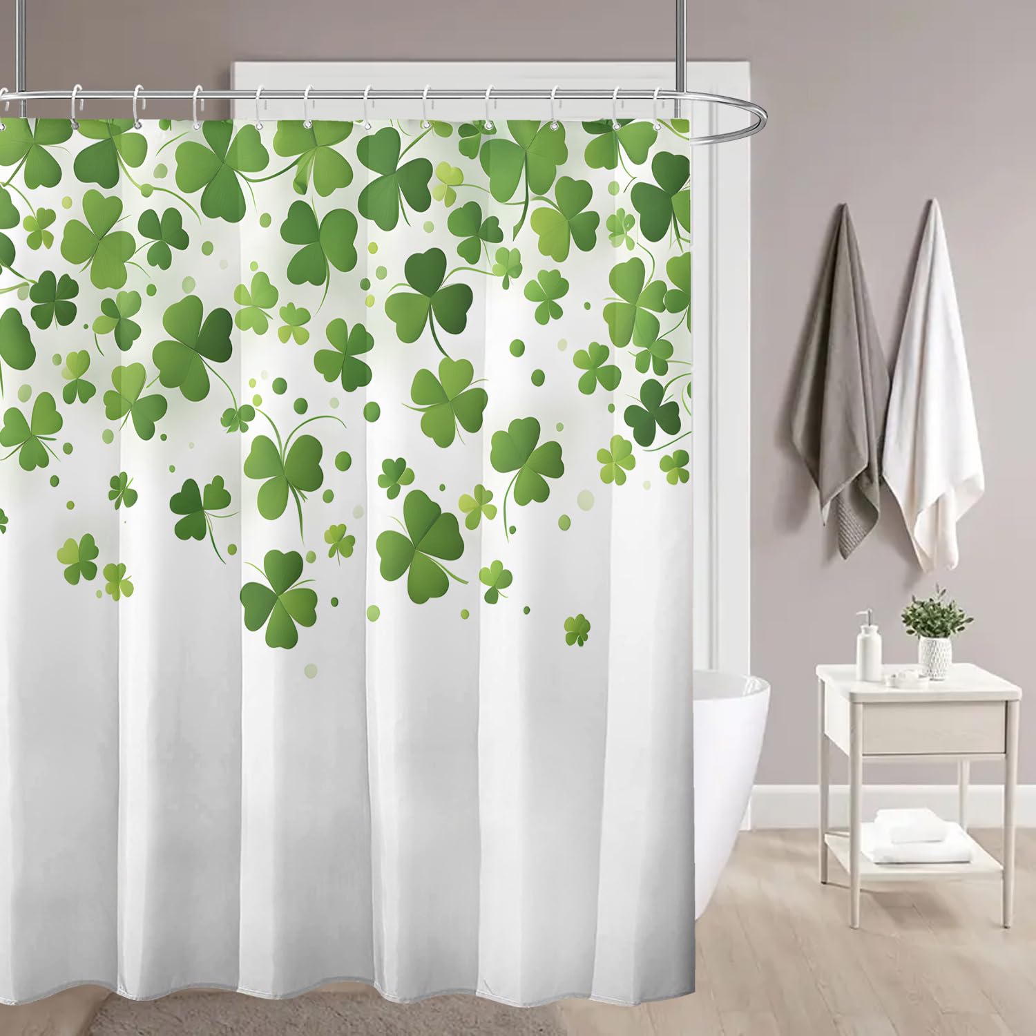 GLWDMB 1 Piece 180x200CM Green Clover Printed Shower Curtain With Hook, Polyester, for Windows And Walls, Bathtub, Bathroom, Machine Washable, All Season Universal