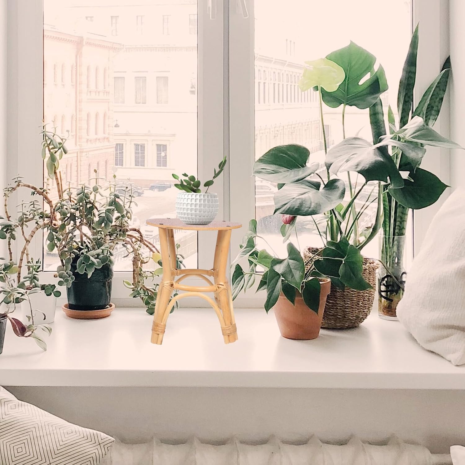 Toyvian Wooden Plant Stand Flowerpot Holder Balcony Display Rack Indoor Potted Plant Support with Rattan Weave, Diameter 25x27cm, Lightweight 400g for Home Gardening