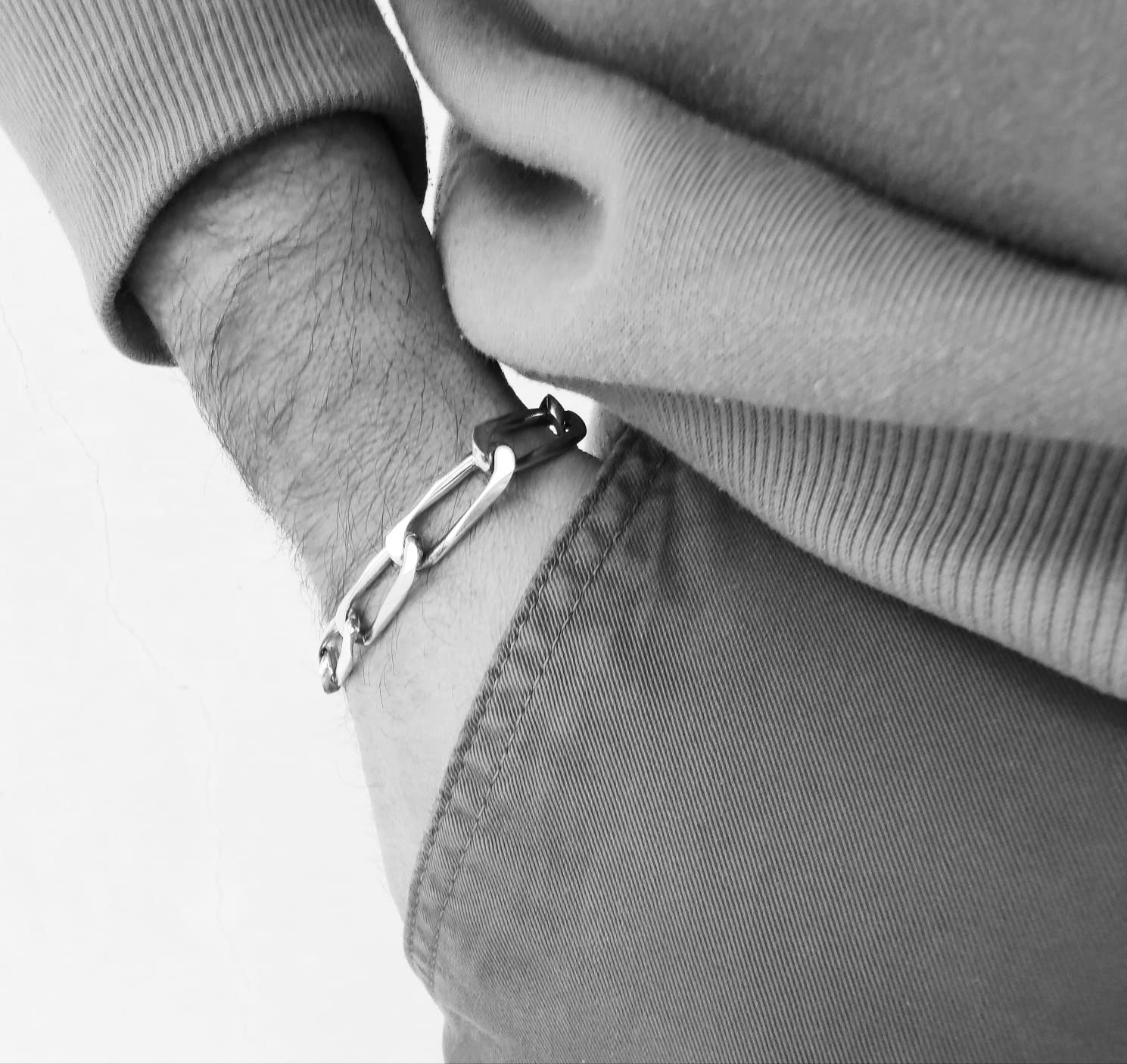 Robusta PULSERA PARA HOMBRE en verdadera PLATA 925 maciza, CADENA CUBANA con eslabón largo, ancho 10 mm - espesor 3 mm - longitud A MEDIDA y completa con caja de regalo.