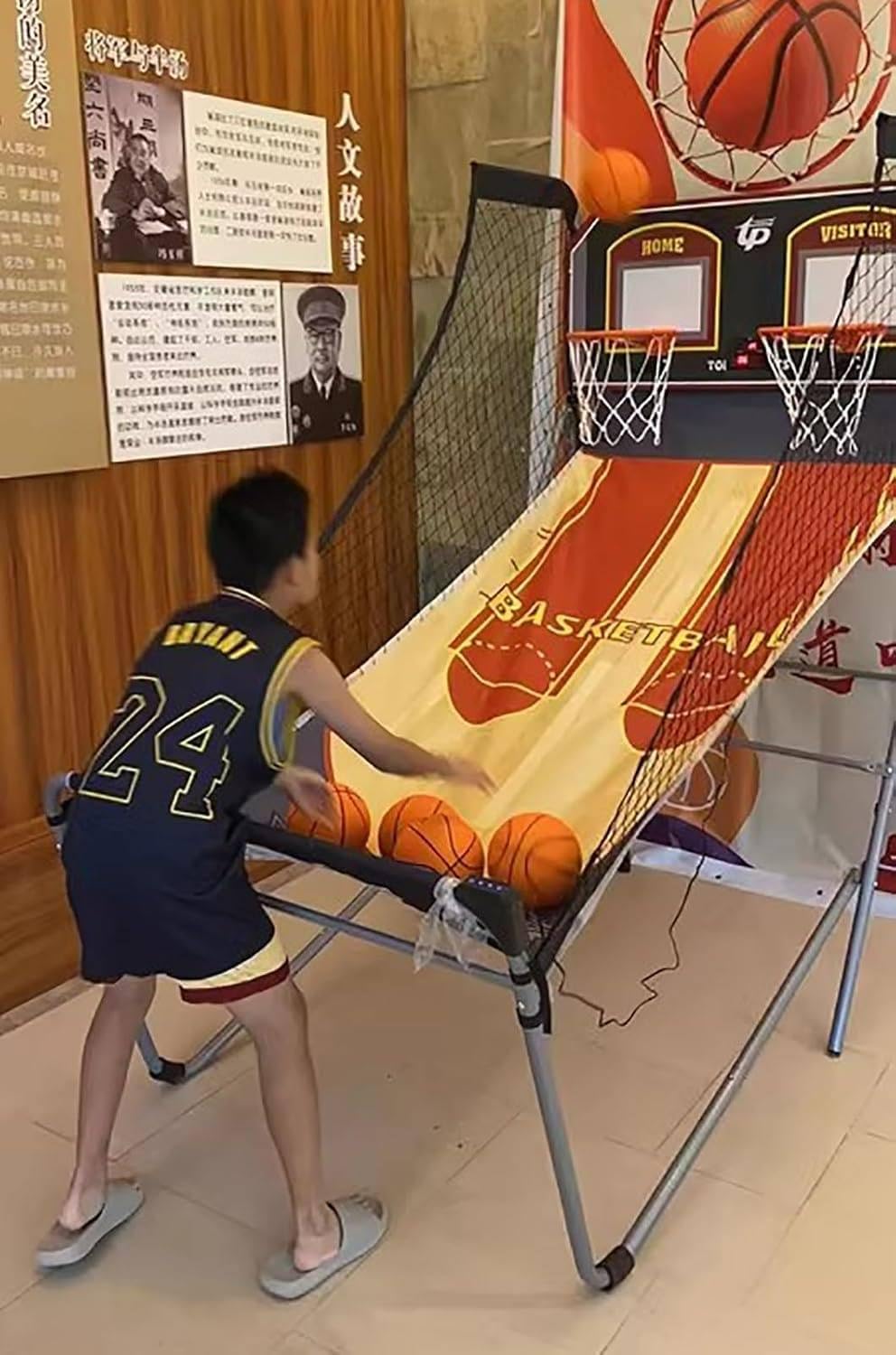 Pallacanestro elettronico pieghevole con arcade Dual Shot e Scorekeeper, include palle da basket per uso interno ed esterno