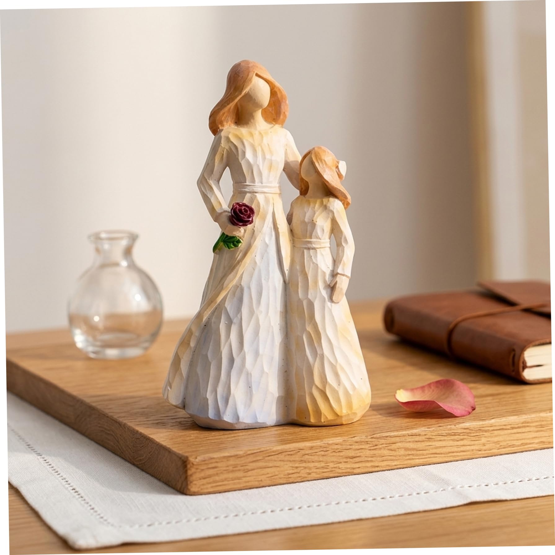Figurine mère-fille sculpture résine peinte à la main rose