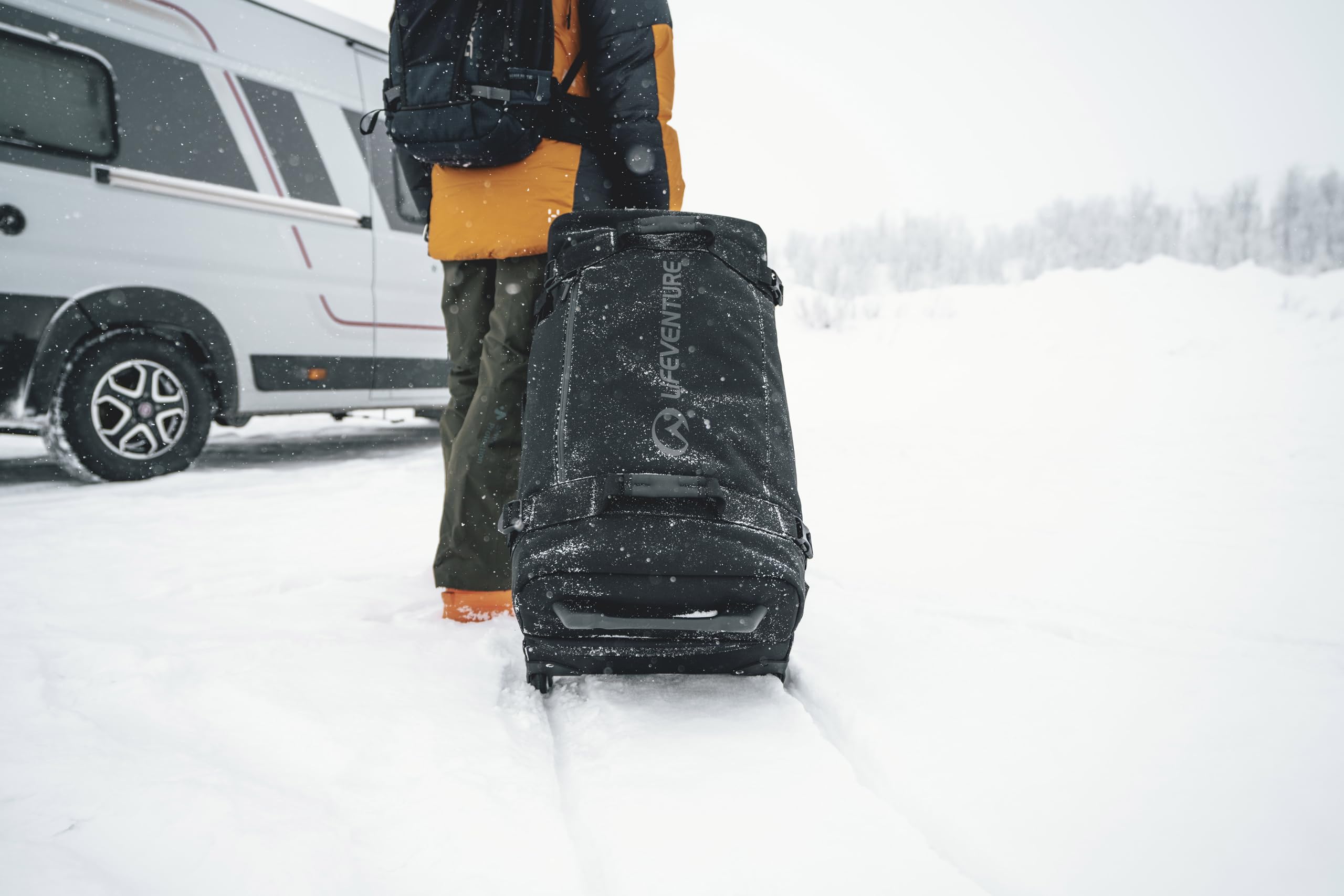 Lifeventure Expedition Clamshell Reisetasche mit Rollen, 110 l, Schwarz, Zusammenklappbarer, großer Koffer mit hartem Boden und leichtgängigen Rollen