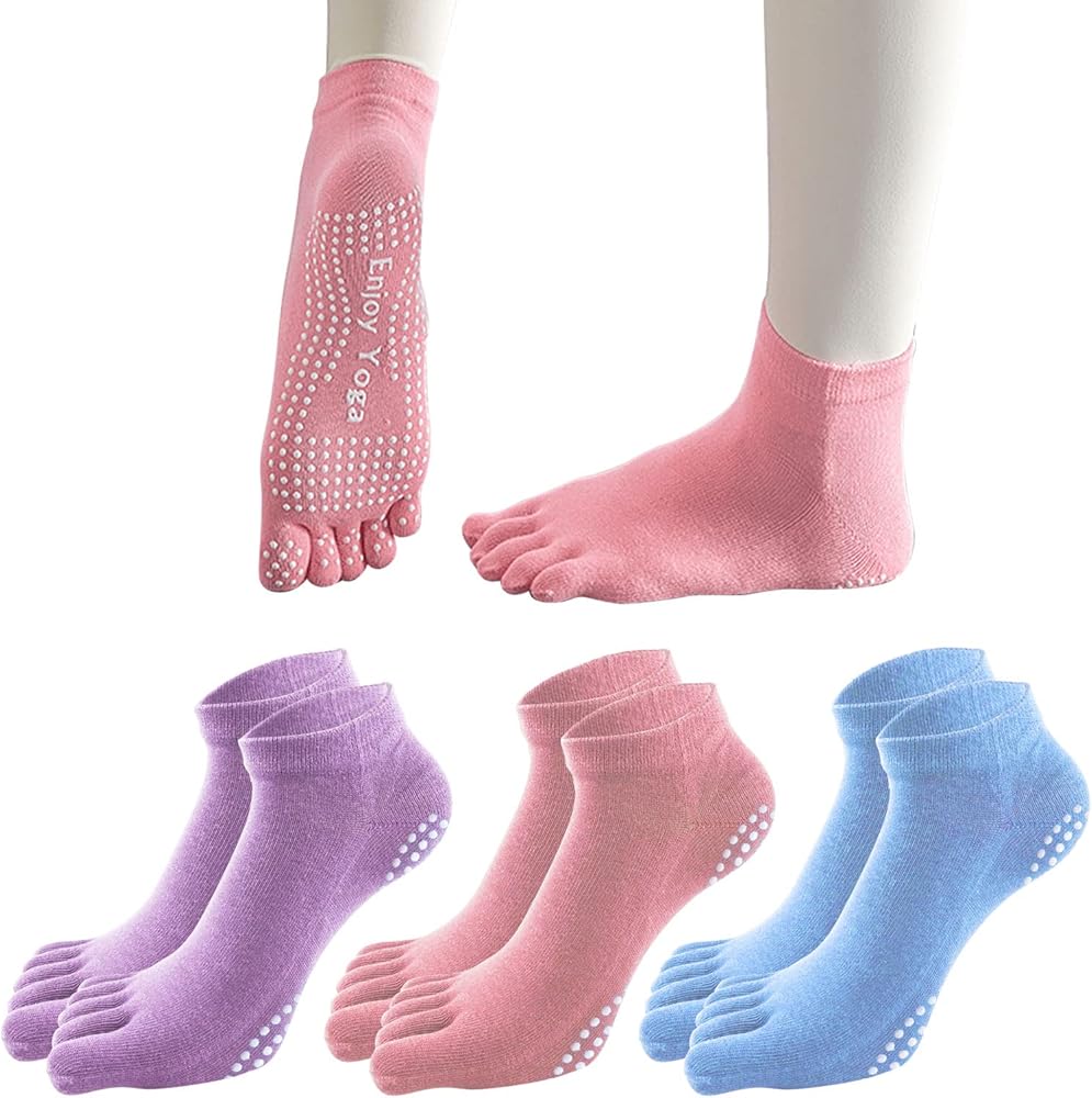 TSHAOUN 3 Pairs Non-Slip Yoga Socks with Grips, Pilates Socks for Women  Cotton Dance Barre Ballet Socks, Ladies Five Toe Socks Grip Socks for Home